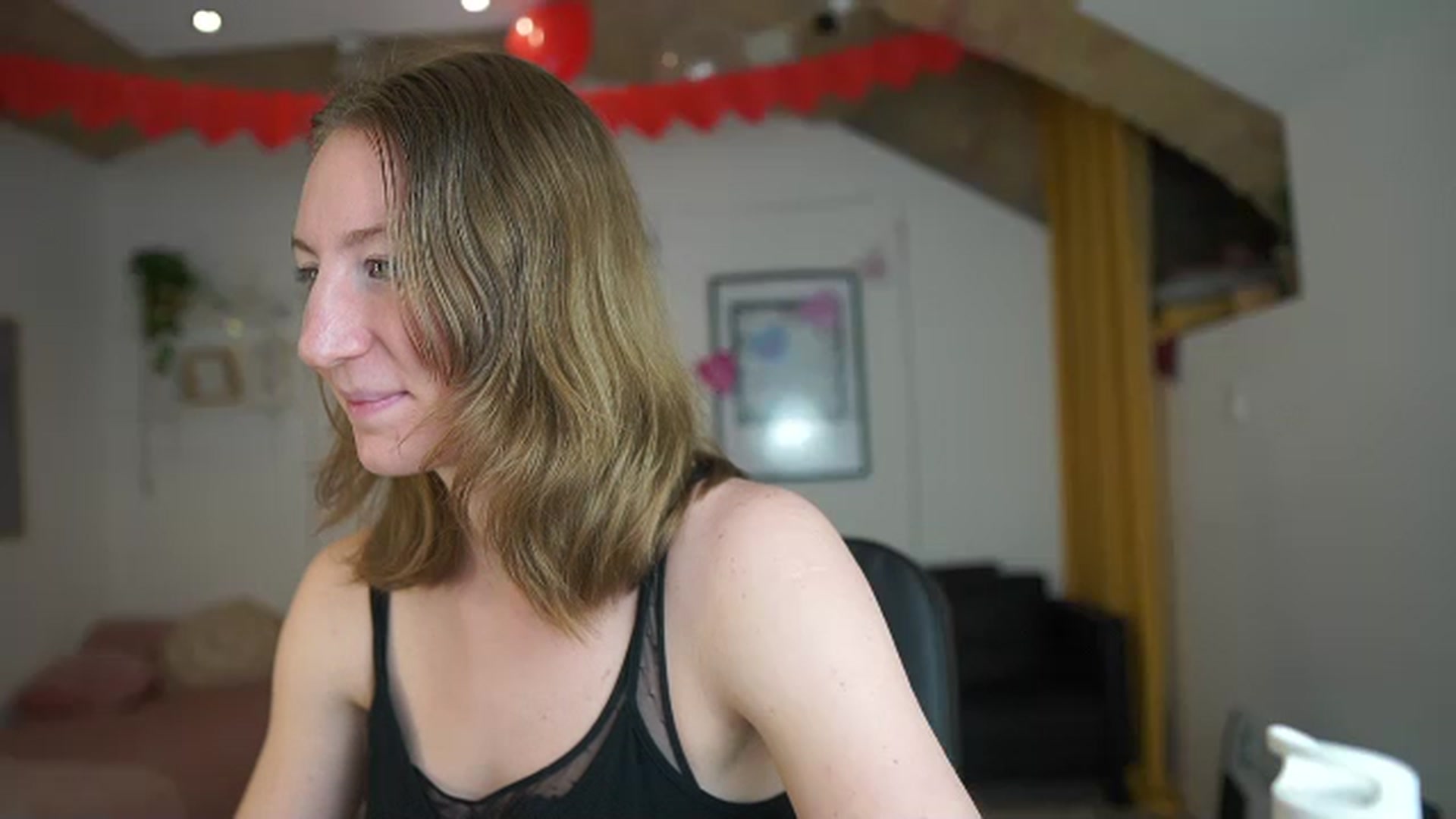 Gallery image thumbnail from Samantha_Snt's myfreecams stream on, 02/17/2024, 12:59 image 10 of 20