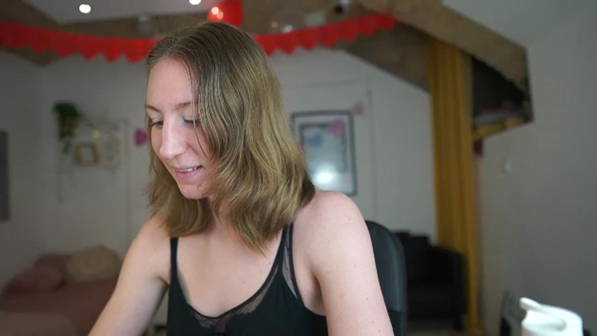 Gallery image thumbnail from Samantha_Snt's myfreecams stream on, 02/17/2024, 12:59 image 3 of 20