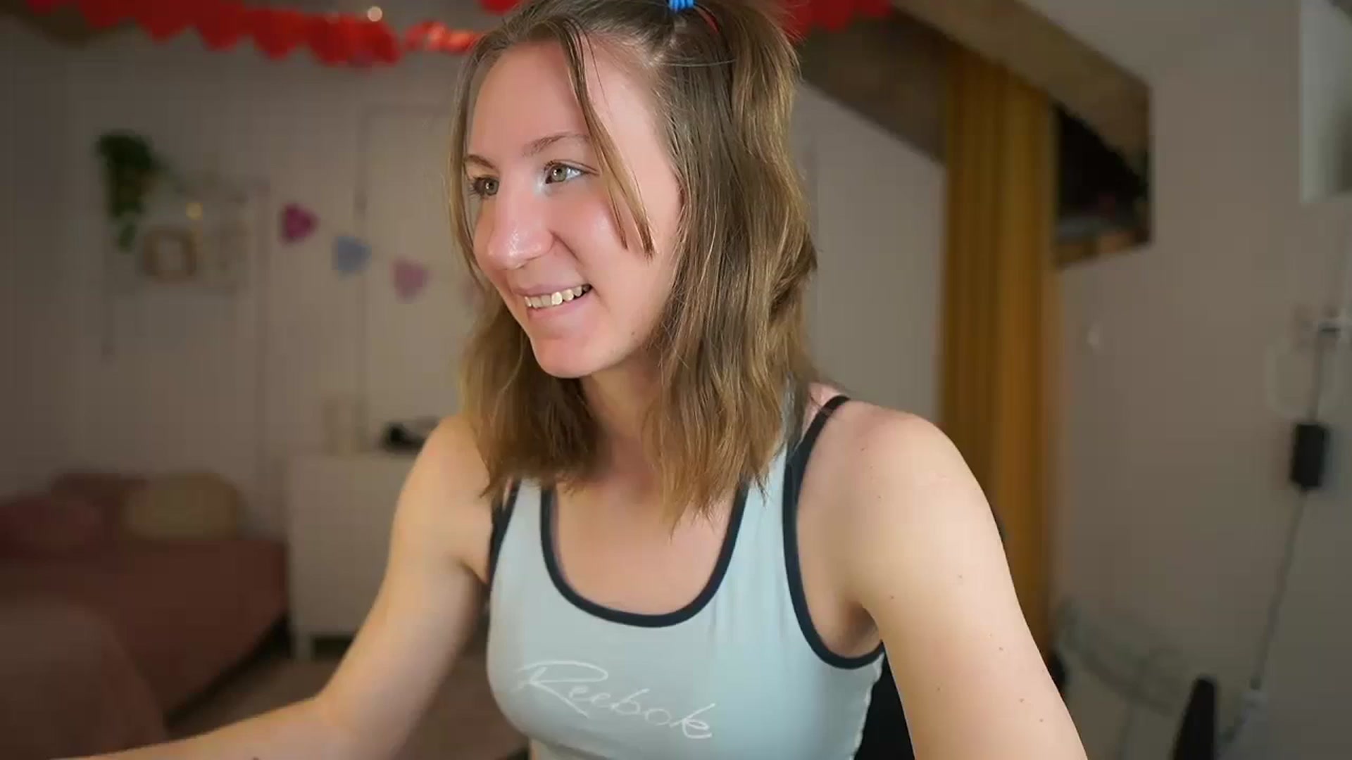 Gallery image thumbnail from Samantha_Snt's myfreecams stream on, 02/21/2024, 11:14 image 1 of 20