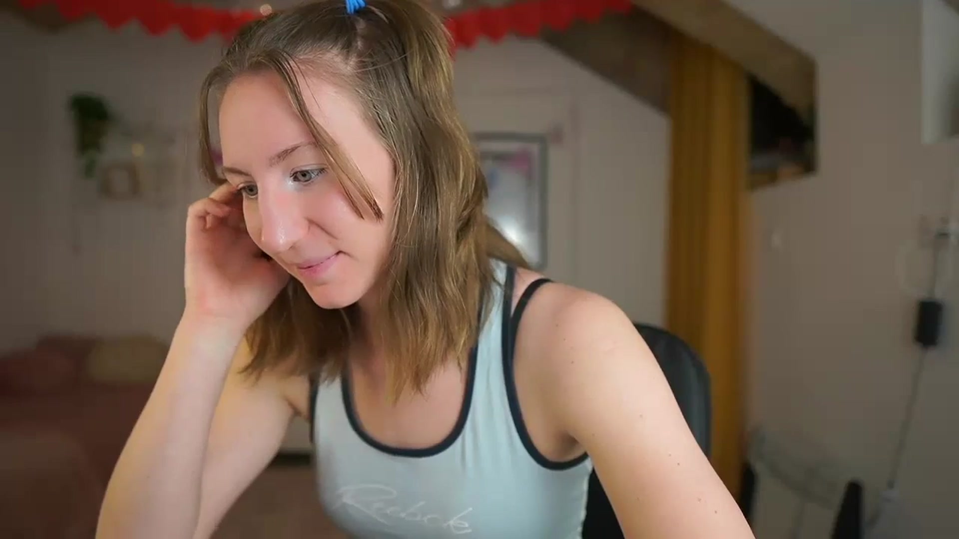 Gallery image thumbnail from Samantha_Snt's myfreecams stream on, 02/21/2024, 11:14 image 6 of 20