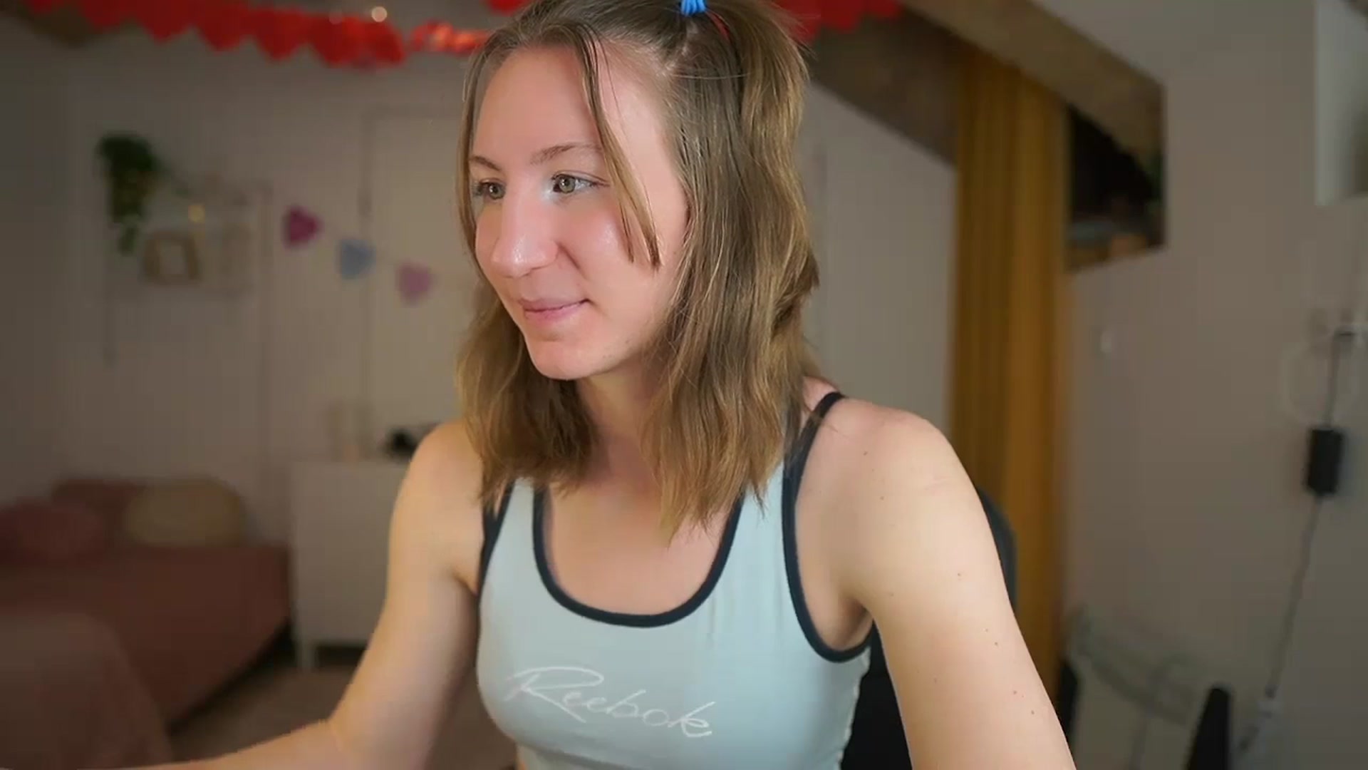 Gallery image thumbnail from Samantha_Snt's myfreecams stream on, 02/21/2024, 11:14 image 3 of 20
