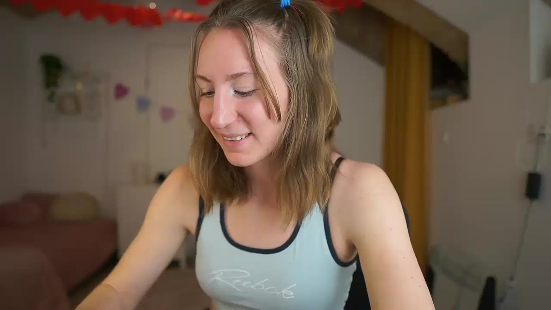 Gallery image thumbnail from Samantha_Snt's myfreecams stream on, 02/21/2024, 11:14 image 4 of 20