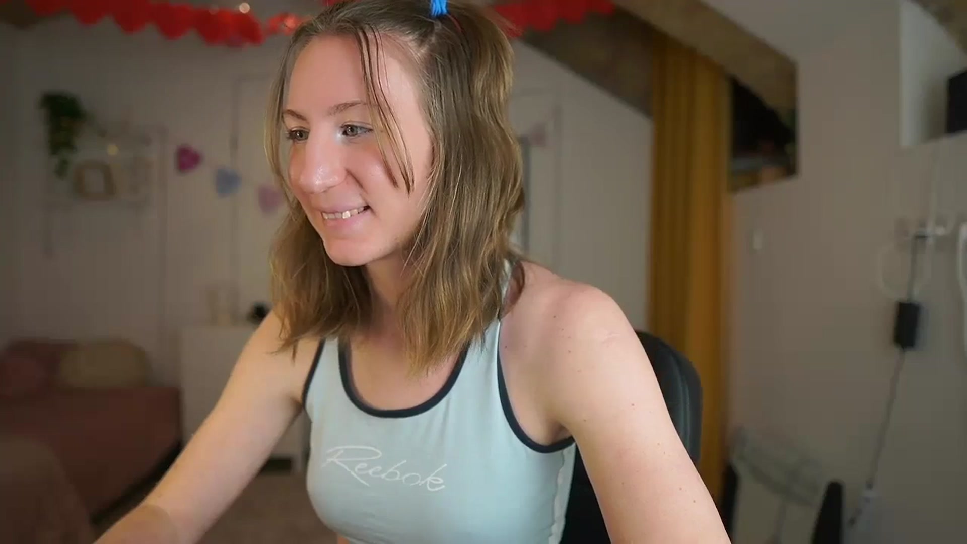 Gallery image thumbnail from Samantha_Snt's myfreecams stream on, 02/21/2024, 12:24 image 20 of 20