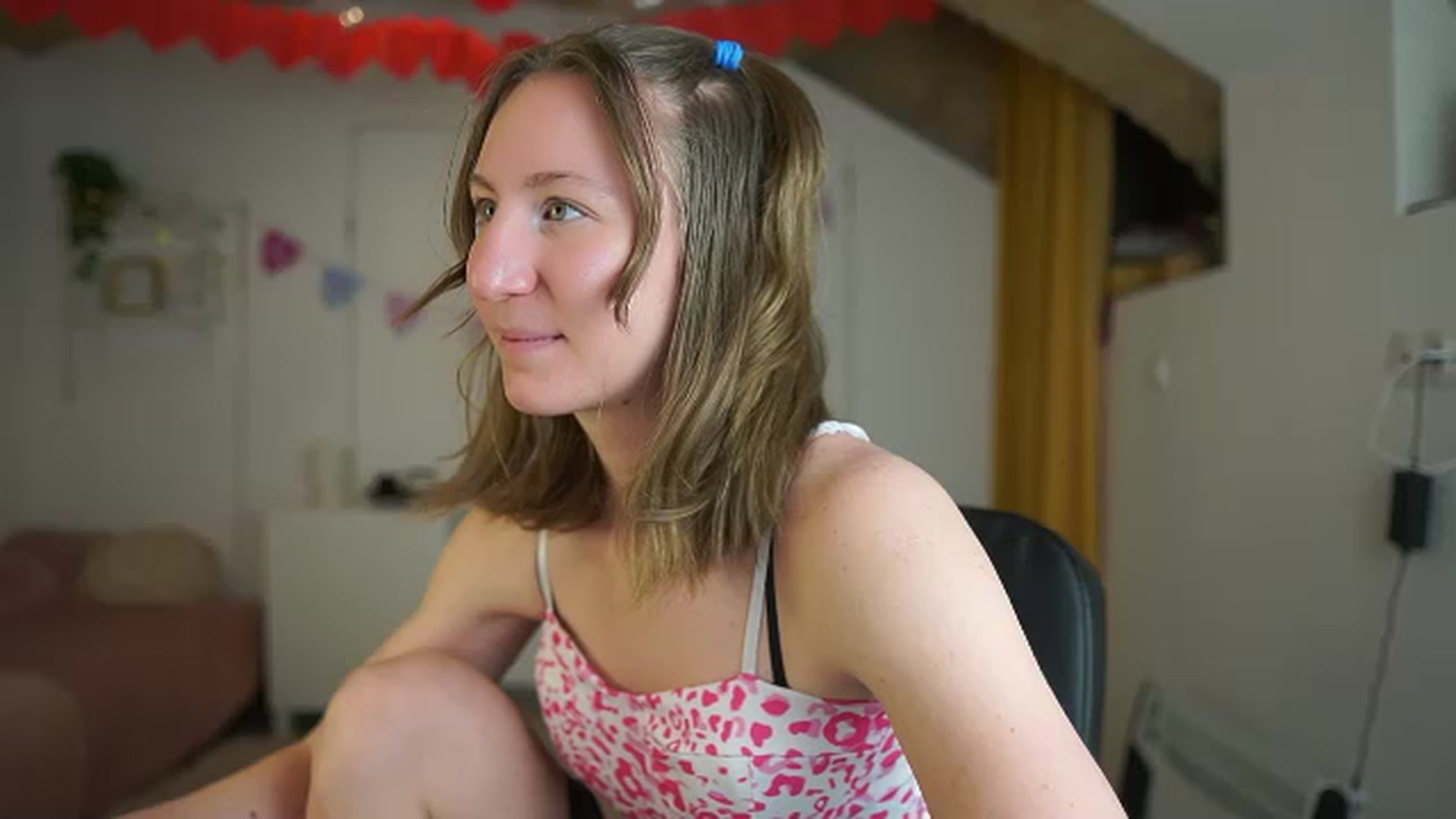 Gallery image thumbnail from Samantha_Snt's myfreecams stream on, 02/24/2024, 12:23 image 16 of 20