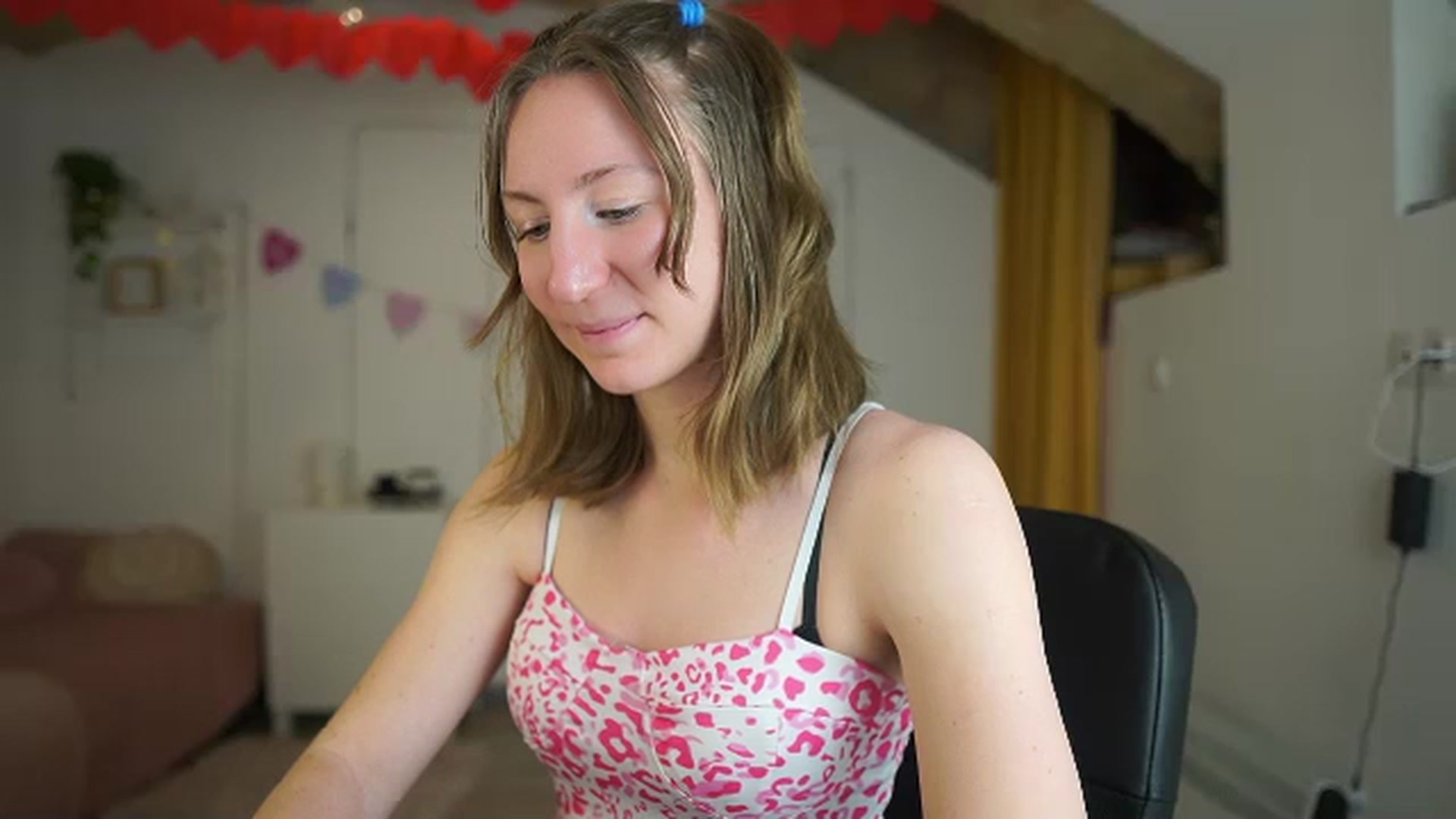 Gallery image thumbnail from Samantha_Snt's myfreecams stream on, 02/24/2024, 12:23 image 5 of 20