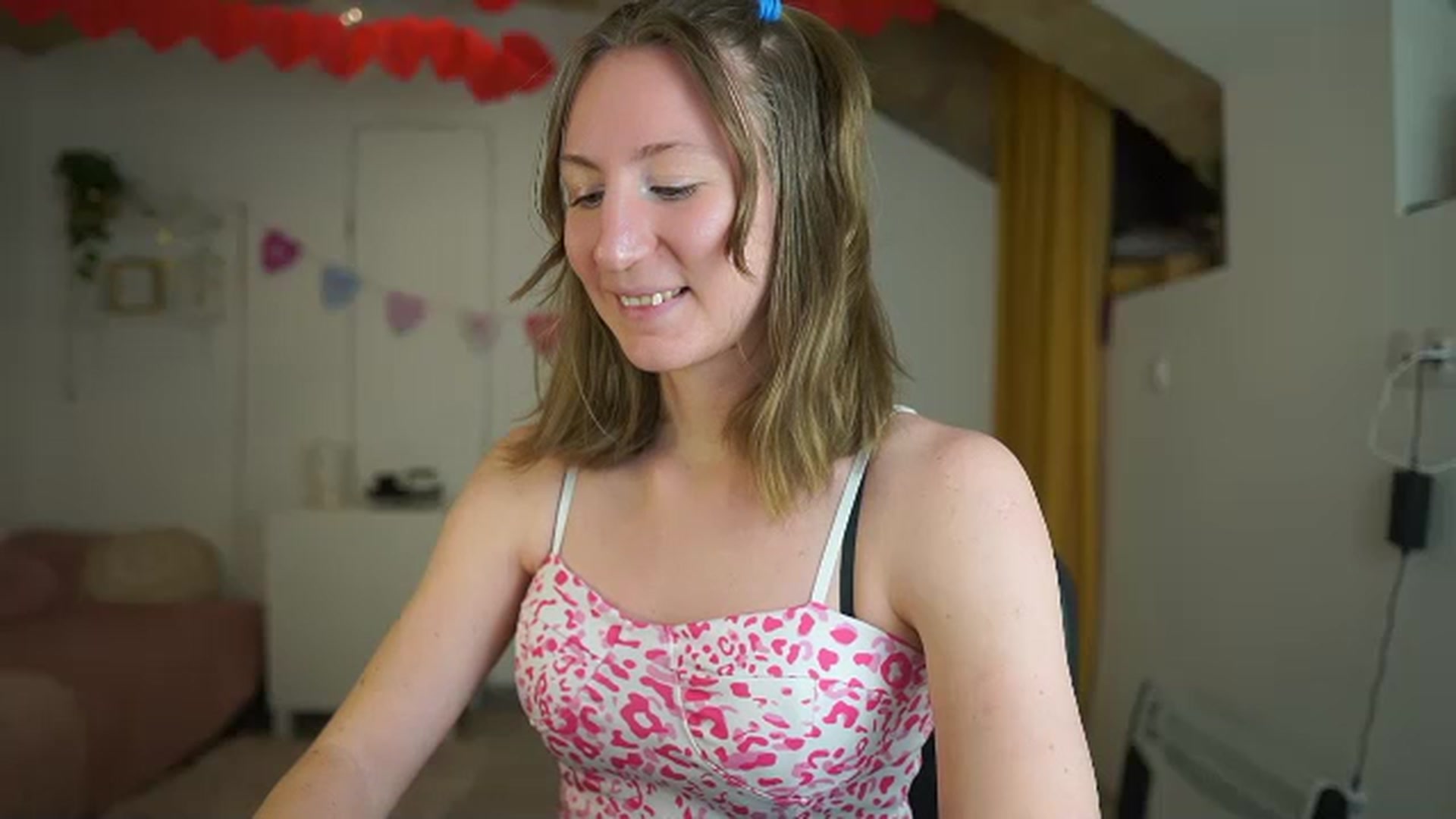 Gallery image thumbnail from Samantha_Snt's myfreecams stream on, 02/24/2024, 12:23 image 13 of 20