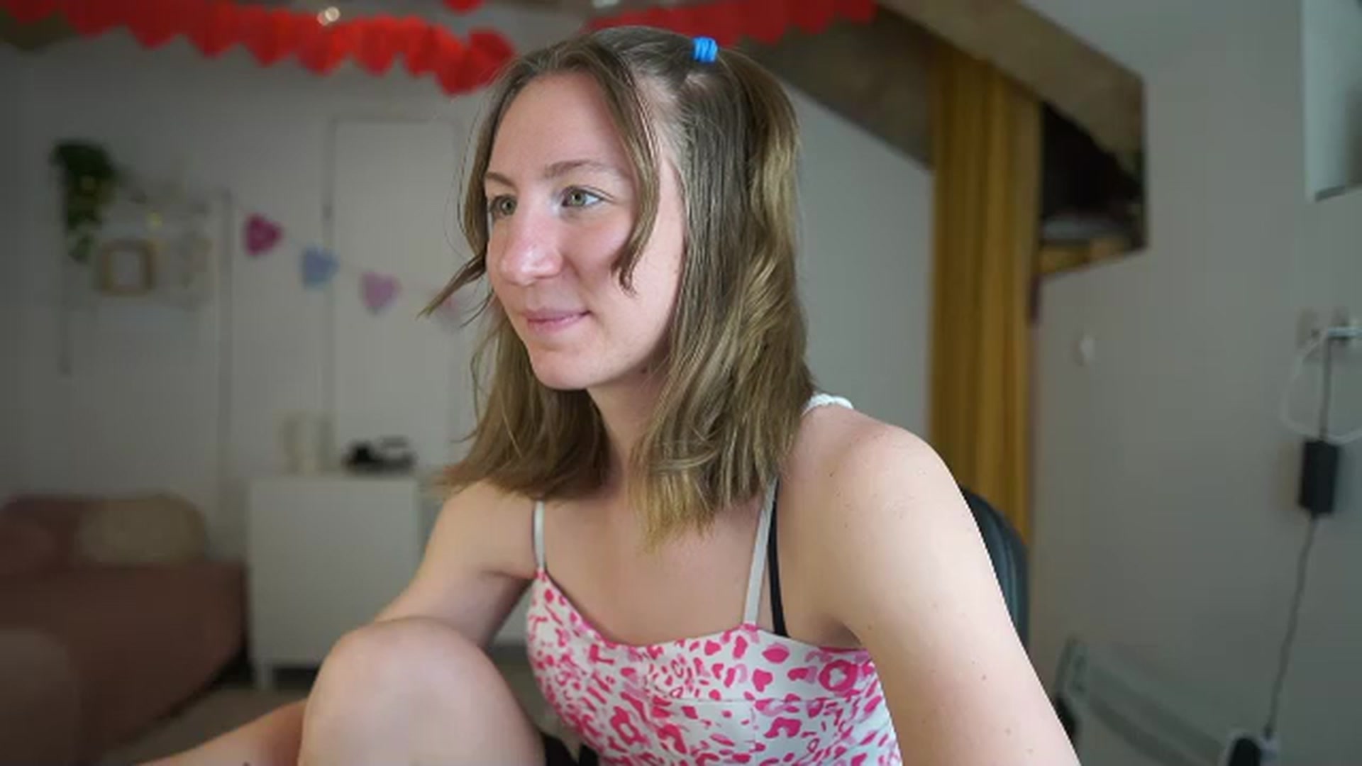 Gallery image thumbnail from Samantha_Snt's myfreecams stream on, 02/24/2024, 12:23 image 18 of 20