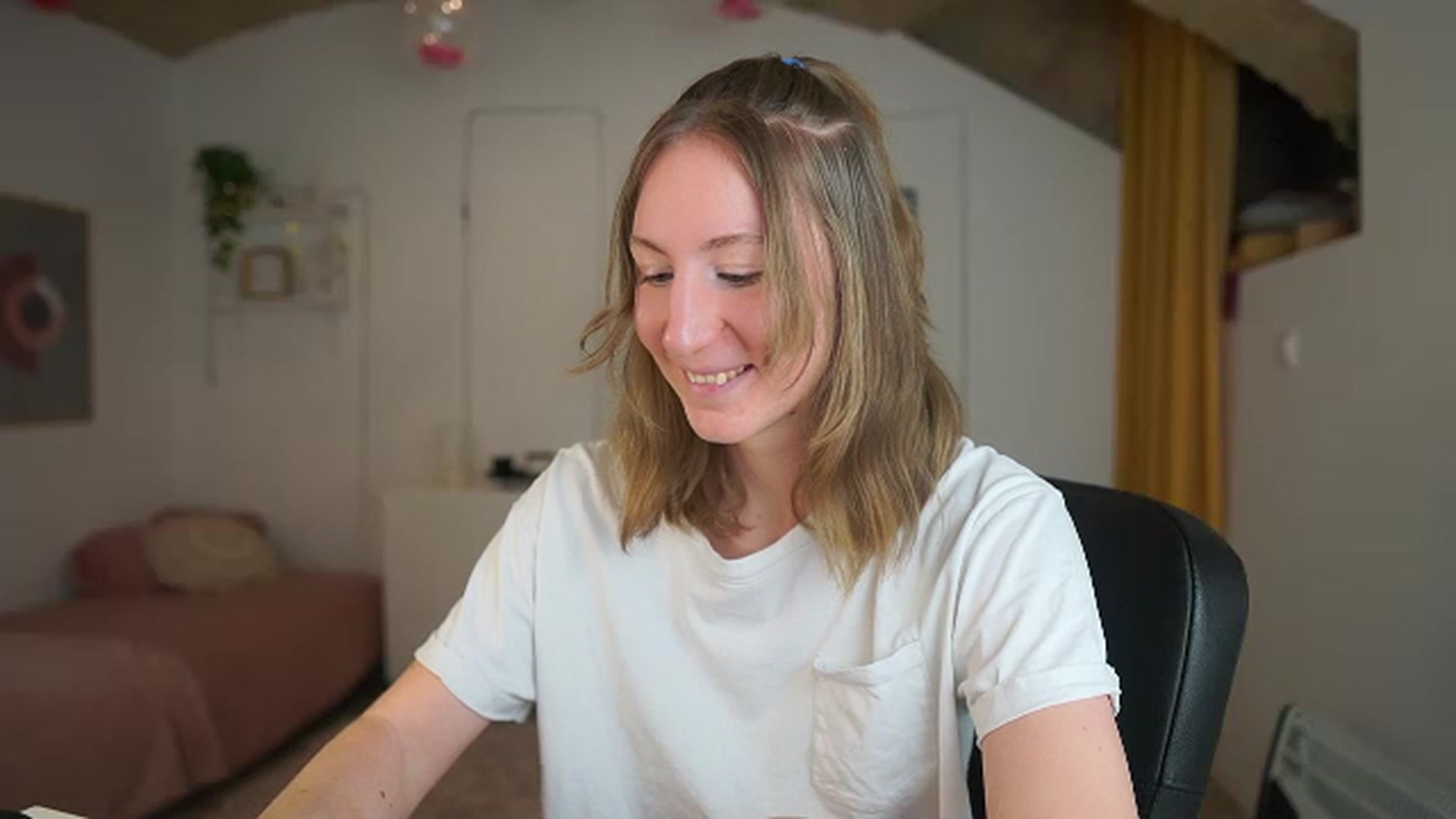 Gallery image thumbnail from Samantha_Snt's myfreecams stream on, 02/28/2024, 12:59 image 12 of 20