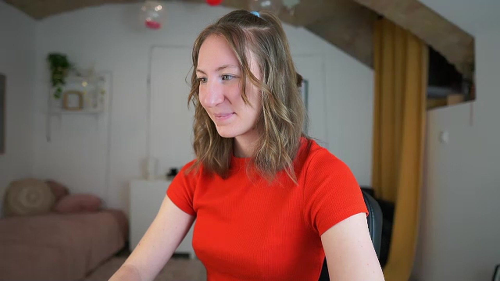 Gallery image thumbnail from Samantha_Snt's myfreecams stream on, 03/20/2024, 13:47 image 12 of 20