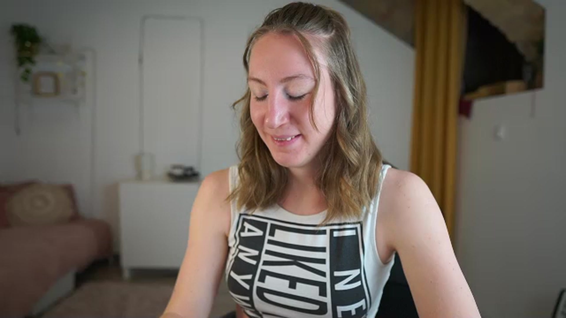 Gallery image thumbnail from Samantha_Snt's myfreecams stream on, 04/04/2024, 10:51 image 15 of 20
