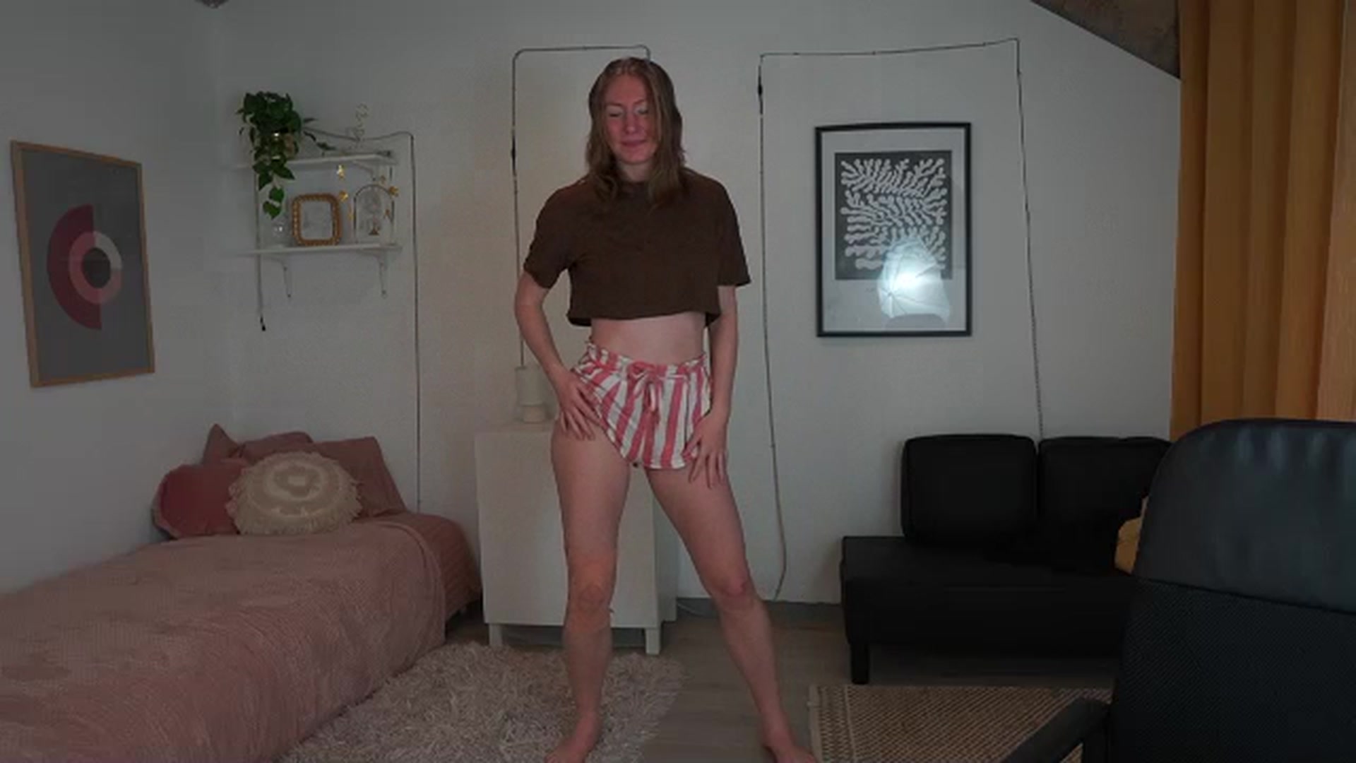 Gallery image thumbnail from Samantha_Snt's myfreecams stream on, 04/10/2024, 12:18 image 2 of 20