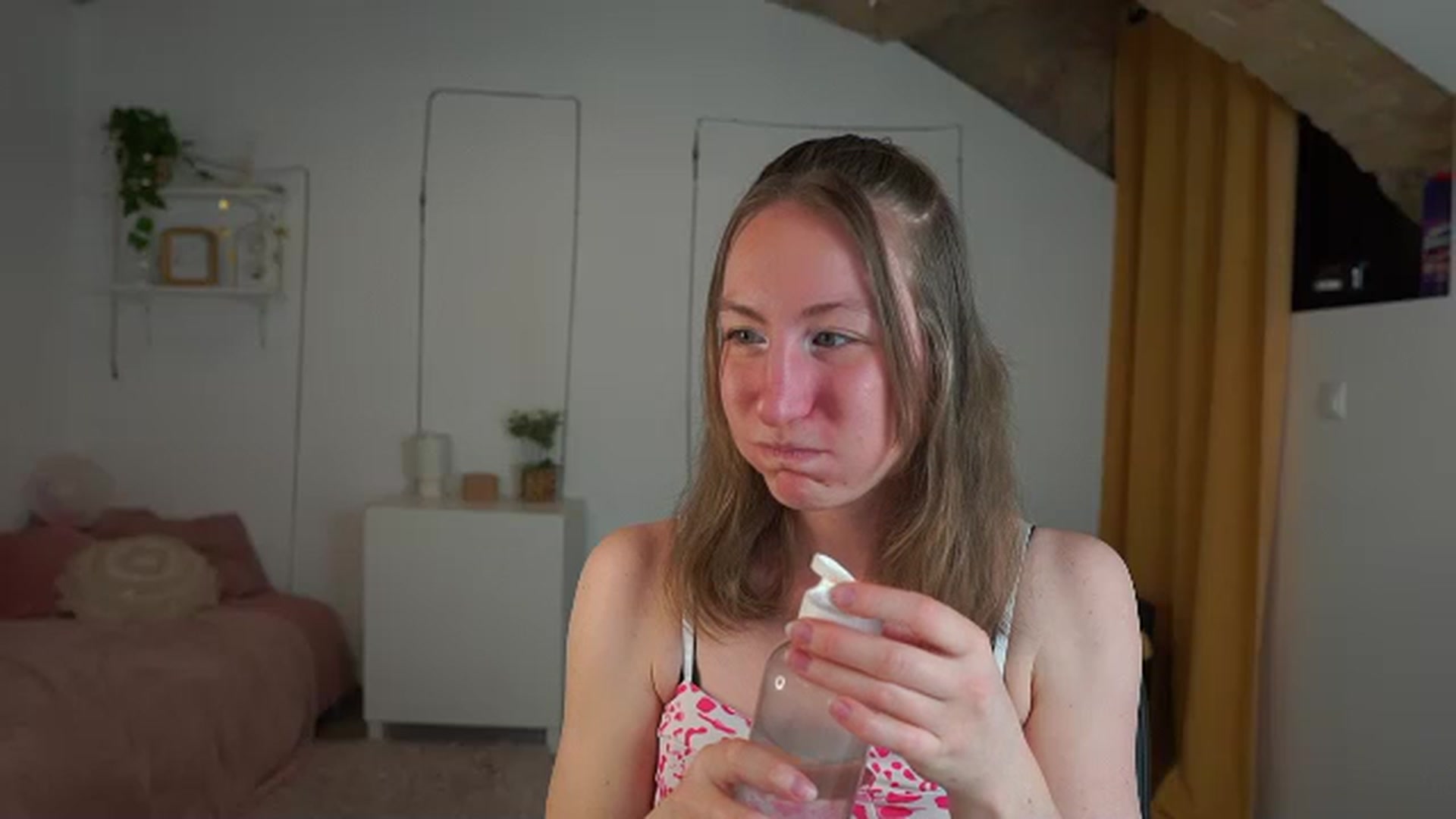 Gallery image thumbnail from Samantha_Snt's myfreecams stream on, 04/17/2024, 09:48 image 14 of 20