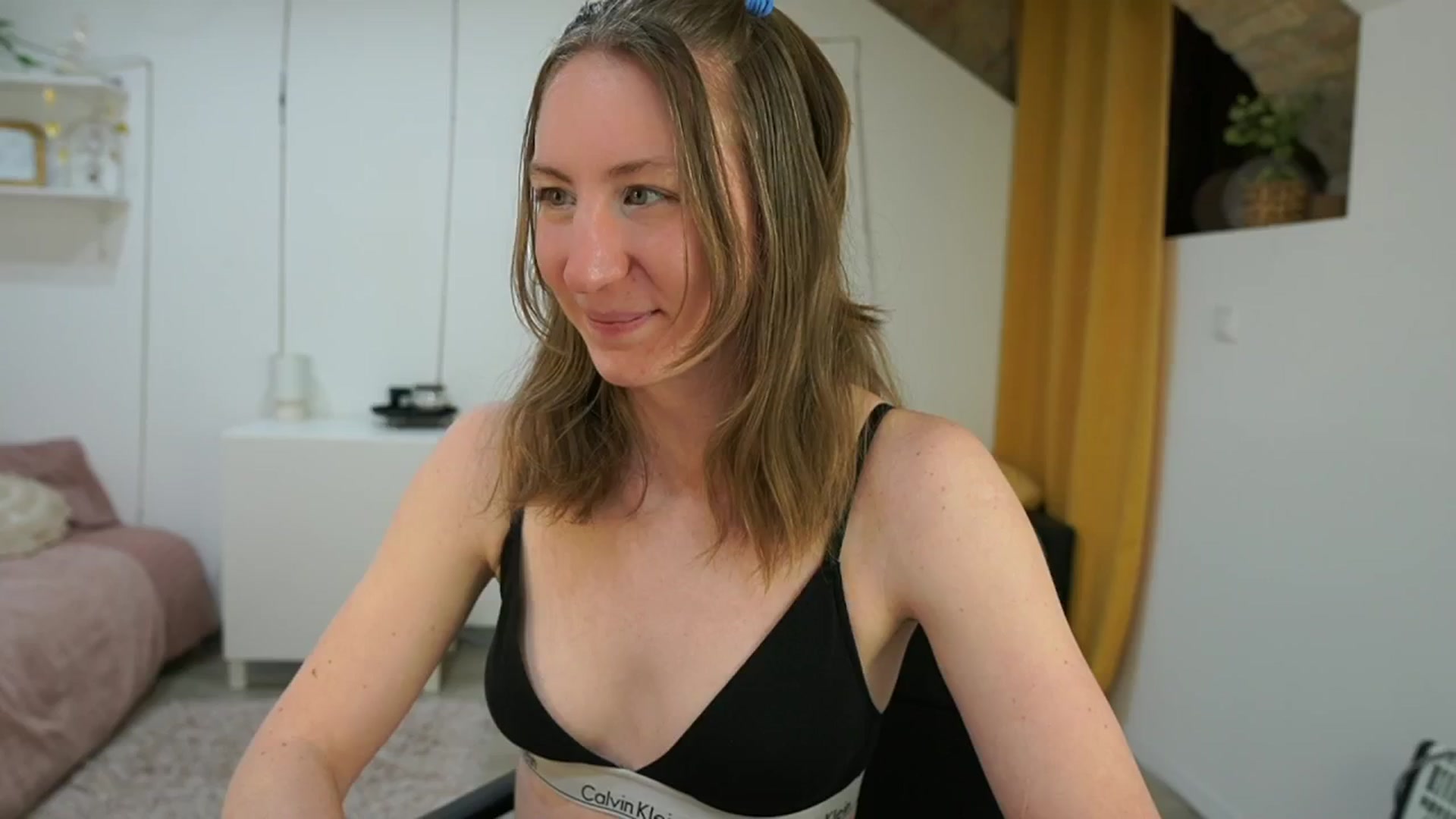 Gallery image thumbnail from Samantha_Snt's myfreecams stream on, 04/26/2024, 10:28 image 19 of 20