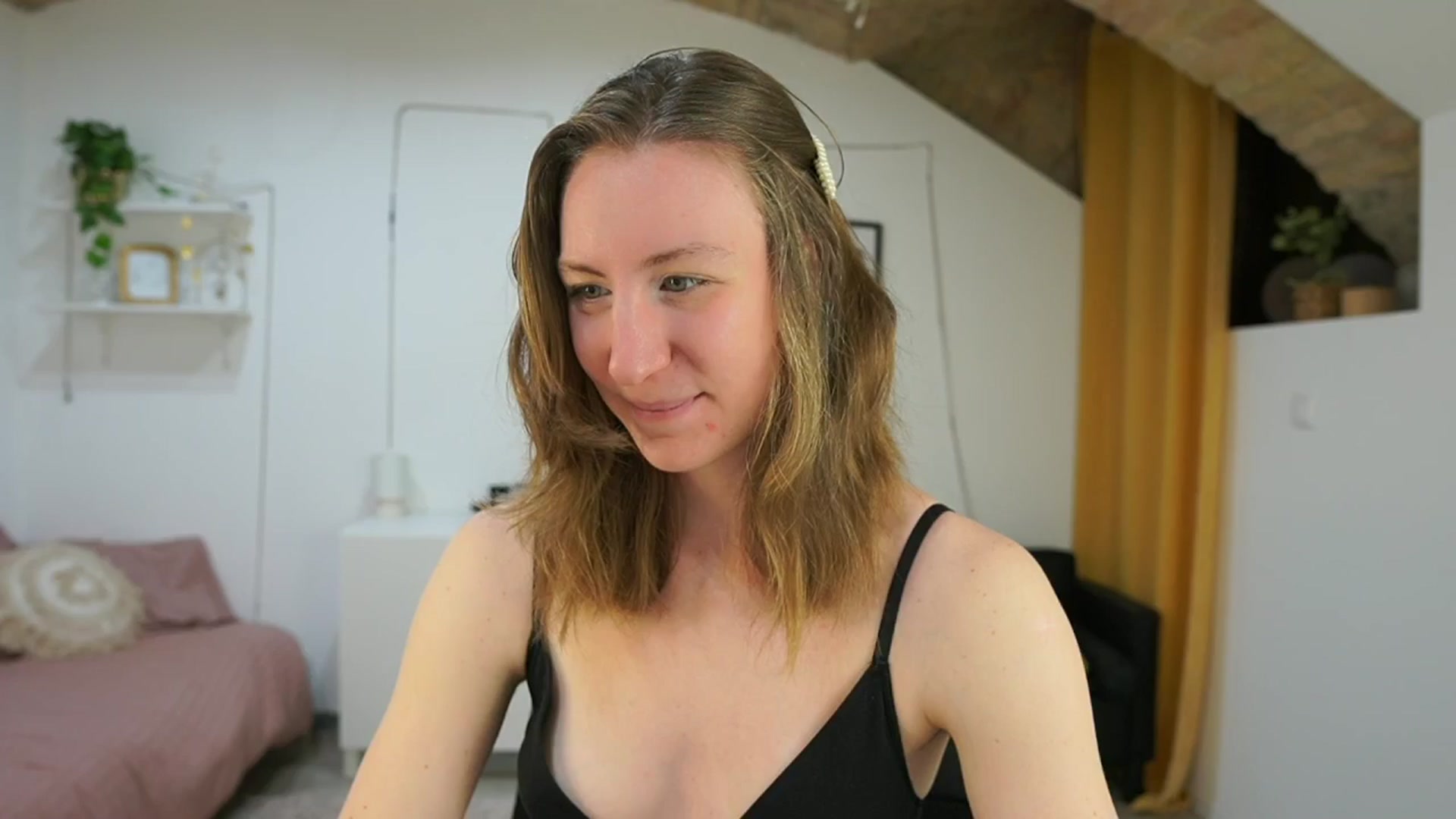 Gallery image thumbnail from Samantha_Snt's myfreecams stream on, 05/04/2024, 11:19 image 2 of 20