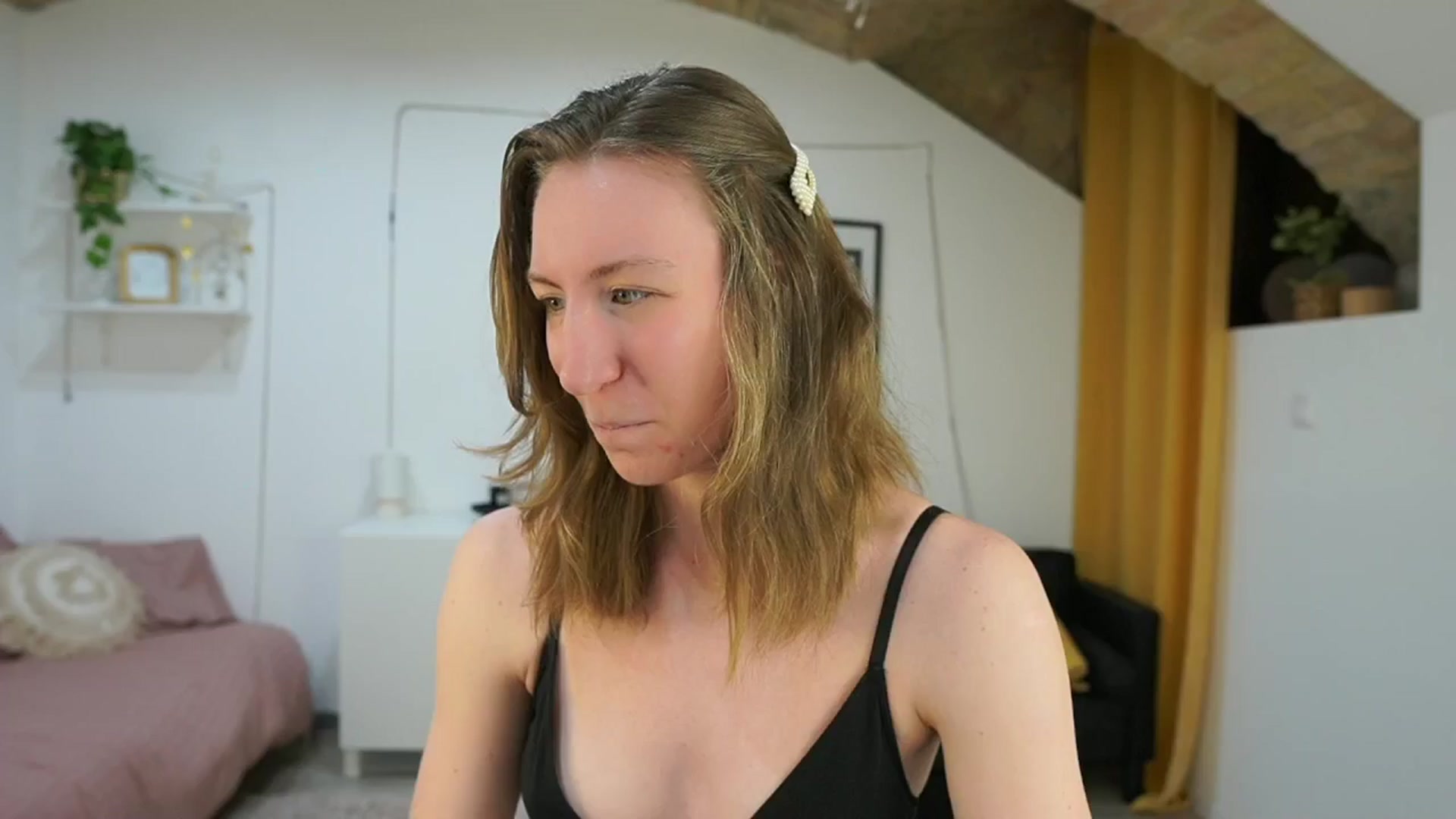 Gallery image thumbnail from Samantha_Snt's myfreecams stream on, 05/04/2024, 12:13 image 4 of 20