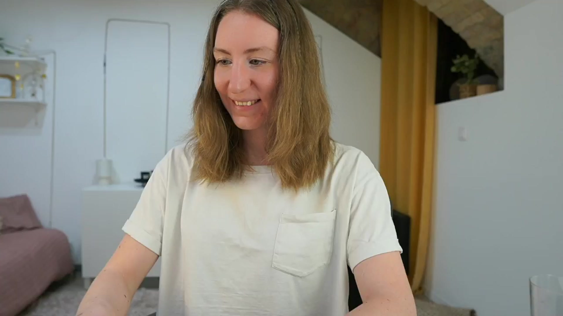 Gallery image thumbnail from Samantha_Snt's myfreecams stream on, 05/06/2024, 12:22 image 9 of 20