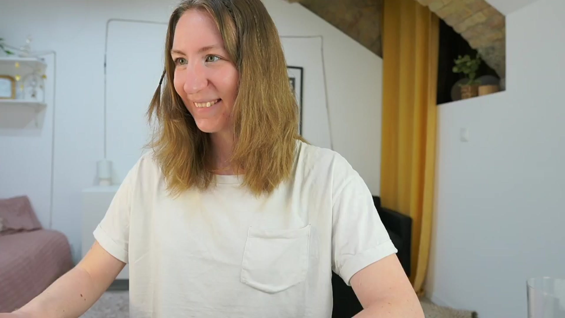 Gallery image thumbnail from Samantha_Snt's myfreecams stream on, 05/06/2024, 12:54 image 20 of 20