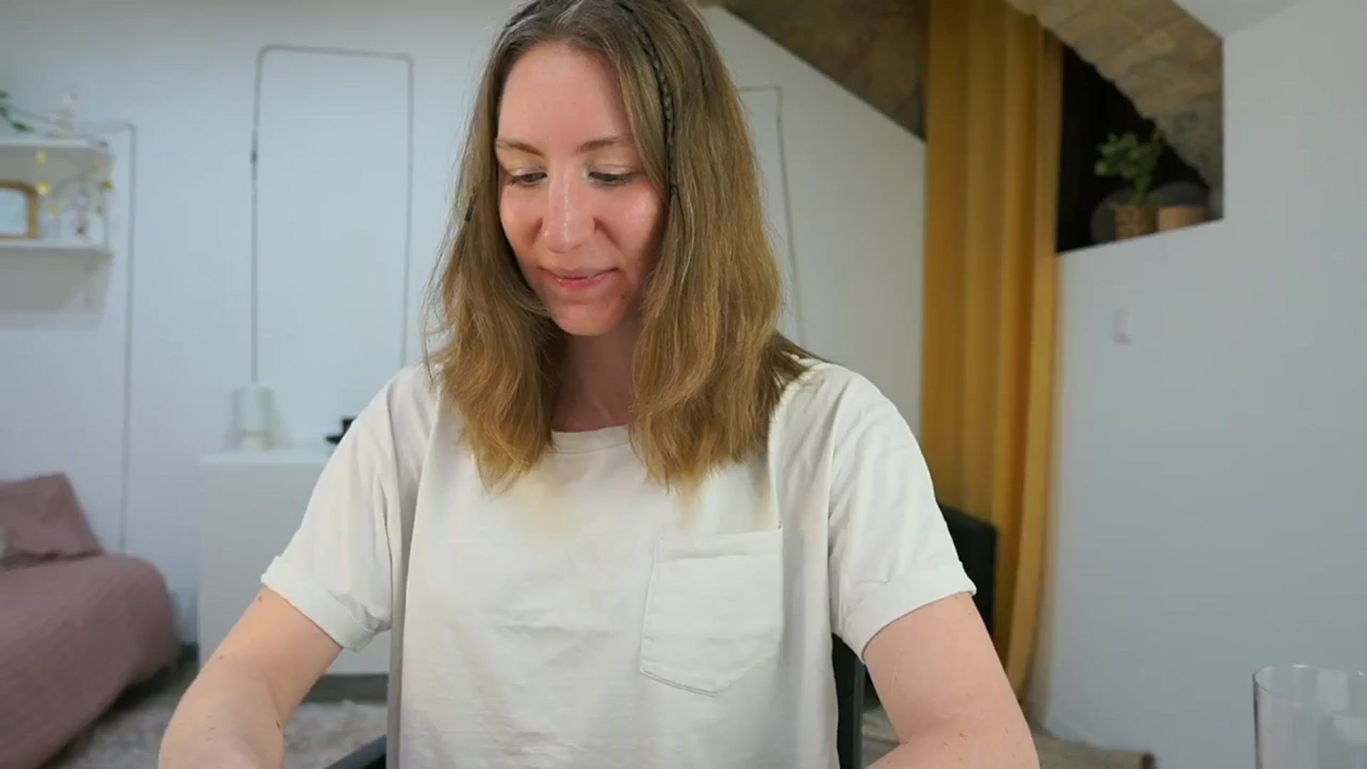 Gallery image thumbnail from Samantha_Snt's myfreecams stream on, 05/06/2024, 12:54 image 1 of 20