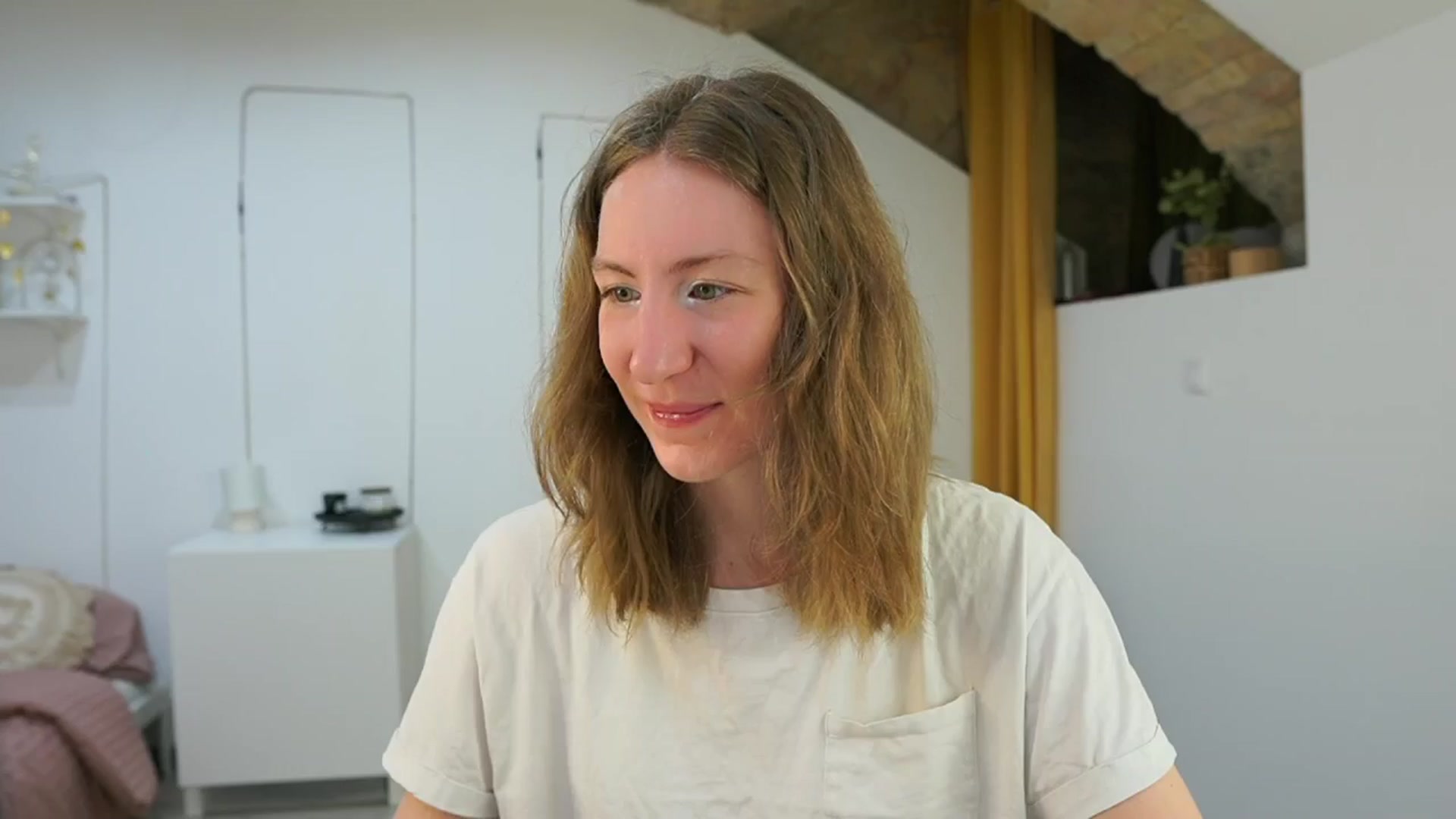 Gallery image thumbnail from Samantha_Snt's myfreecams stream on, 05/13/2024, 08:55 image 3 of 20