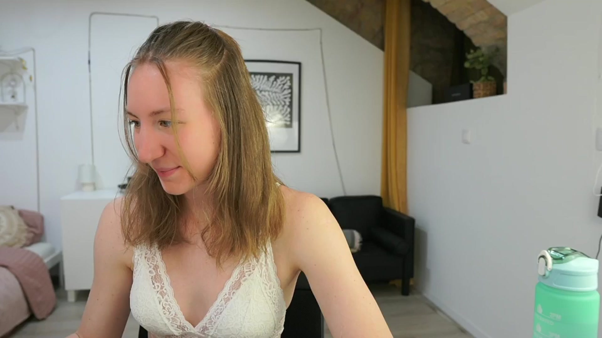 Gallery image thumbnail from Samantha_Snt's myfreecams stream on, 05/26/2024, 11:23 image 5 of 20