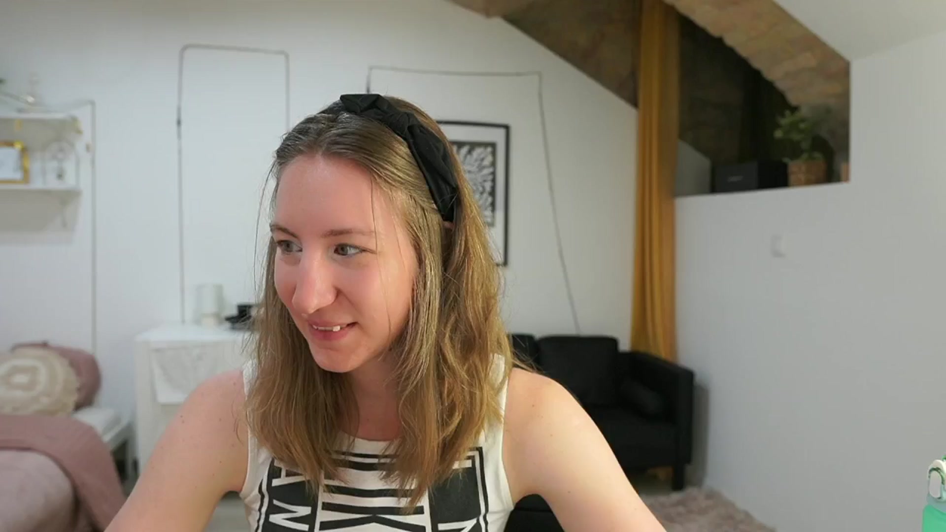 Gallery image thumbnail from Samantha_Snt's myfreecams stream on, 06/01/2024, 11:03 image 3 of 20