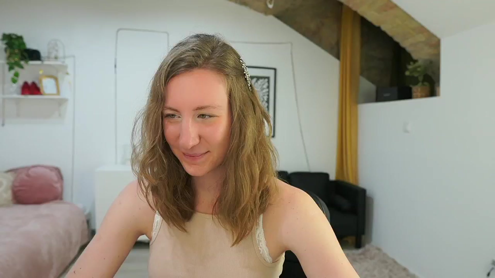 Gallery image thumbnail from Samantha_Snt's myfreecams stream on, 06/11/2024, 12:53 image 1 of 20