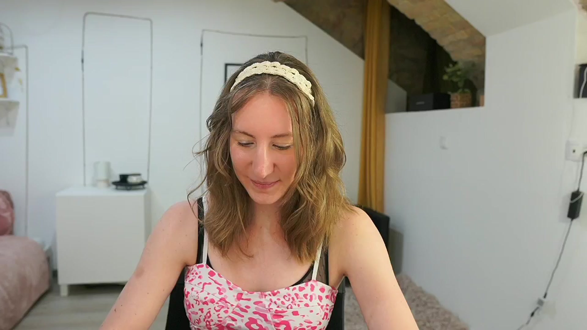 Gallery image thumbnail from Samantha_Snt's myfreecams stream on, 06/13/2024, 12:58 image 16 of 20