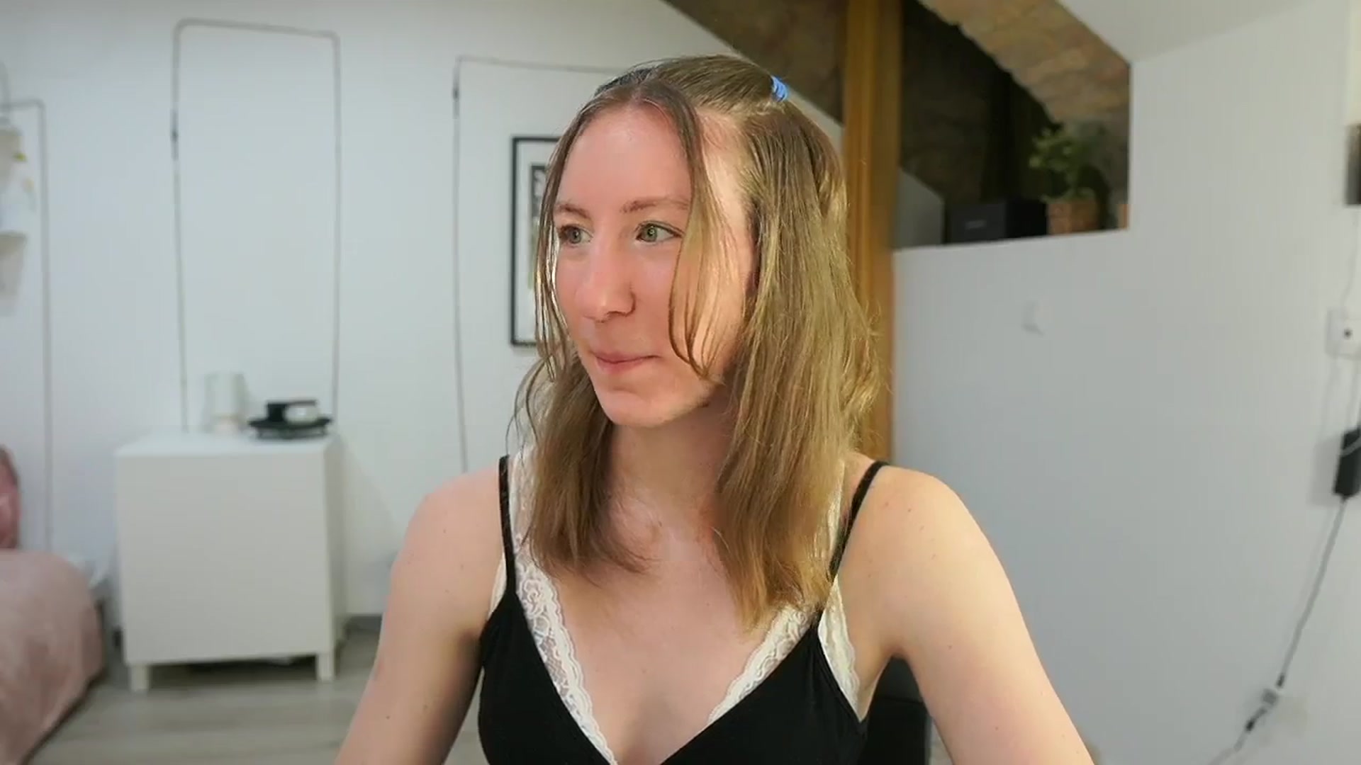 Gallery image thumbnail from Samantha_Snt's myfreecams stream on, 06/14/2024, 09:58 image 4 of 20