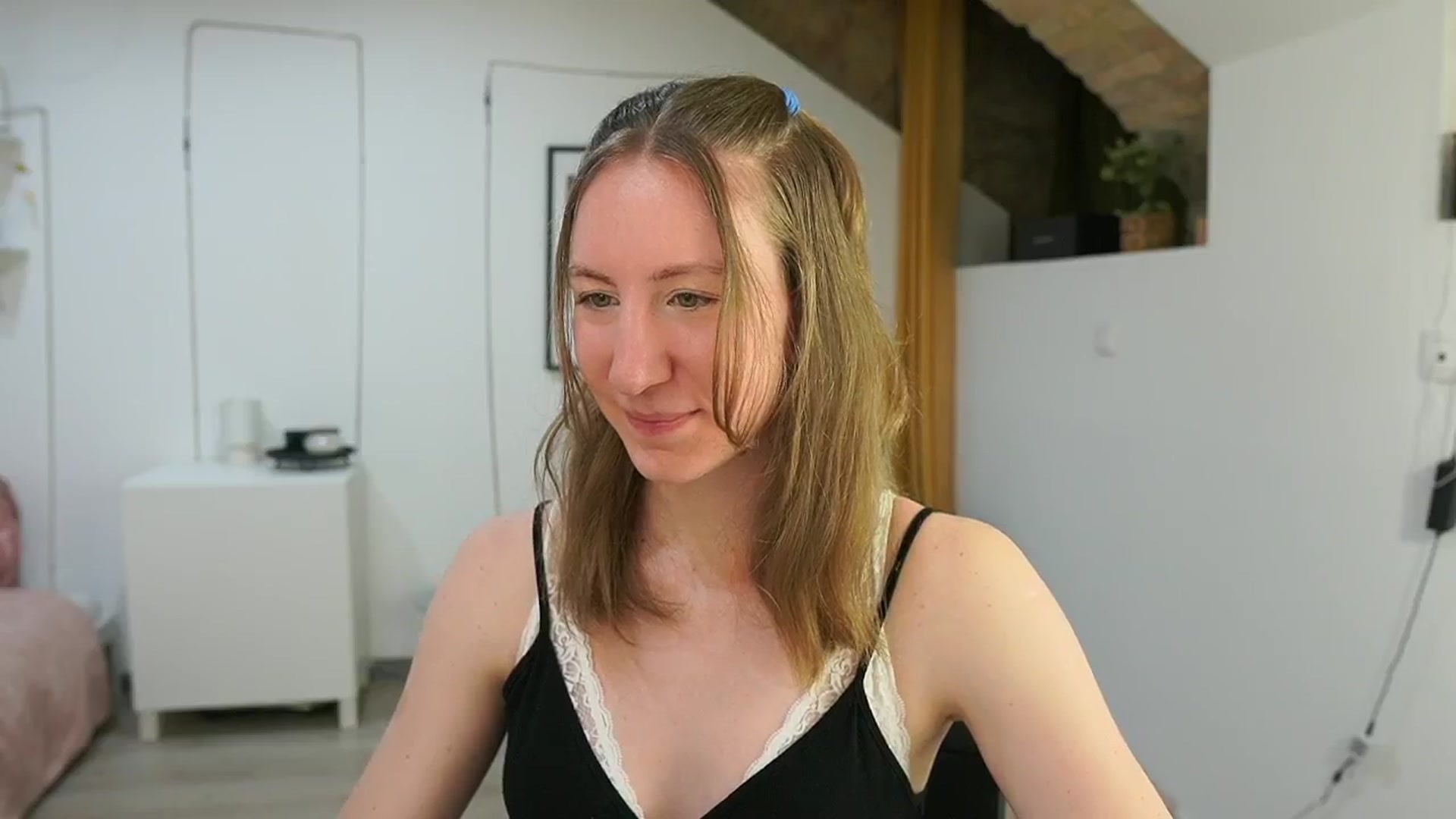 Gallery image thumbnail from Samantha_Snt's myfreecams stream on, 06/14/2024, 09:58 image 8 of 20