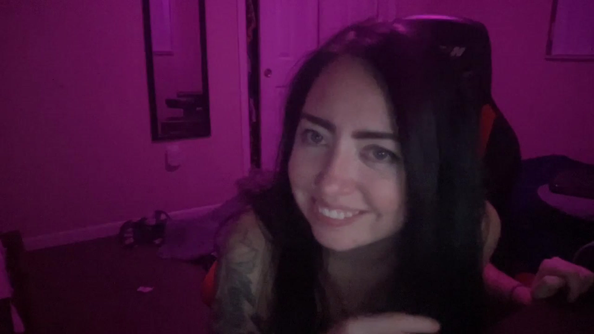 Gallery image thumbnail from SamaraNoir's myfreecams stream on, 12/26/2025, 08:02 image 6 of 20