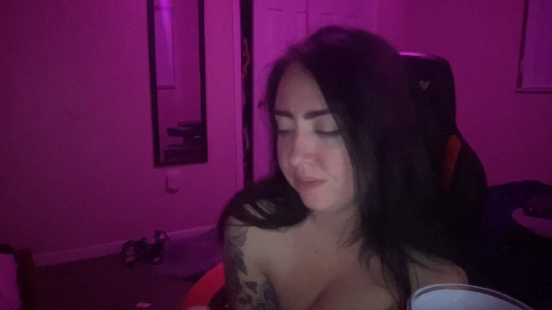 Gallery image thumbnail from SamaraNoir's myfreecams stream on, 12/26/2025, 08:33 image 13 of 20