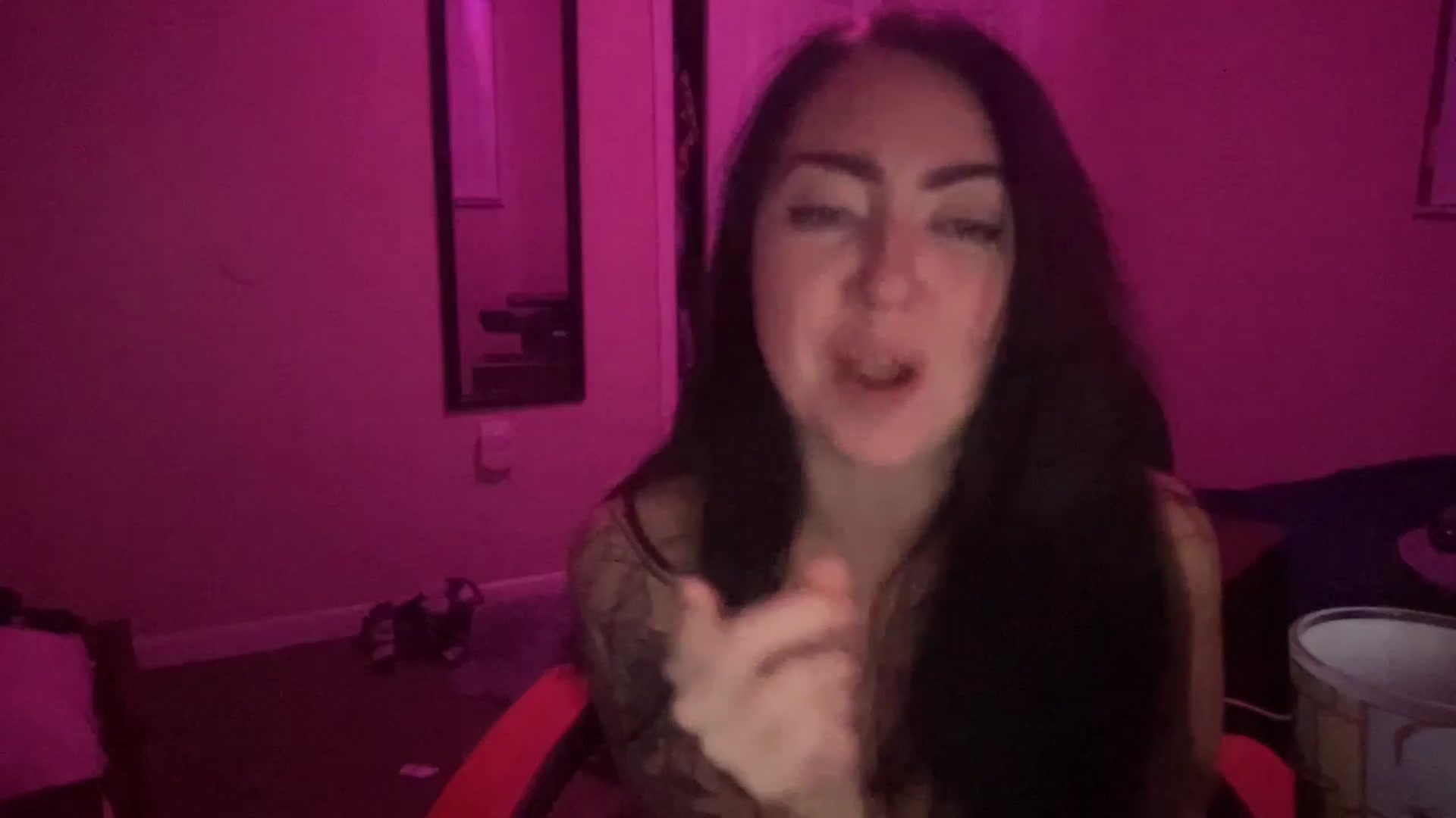 Gallery image thumbnail from SamaraNoir's myfreecams stream on, 12/26/2025, 08:33 image 6 of 20