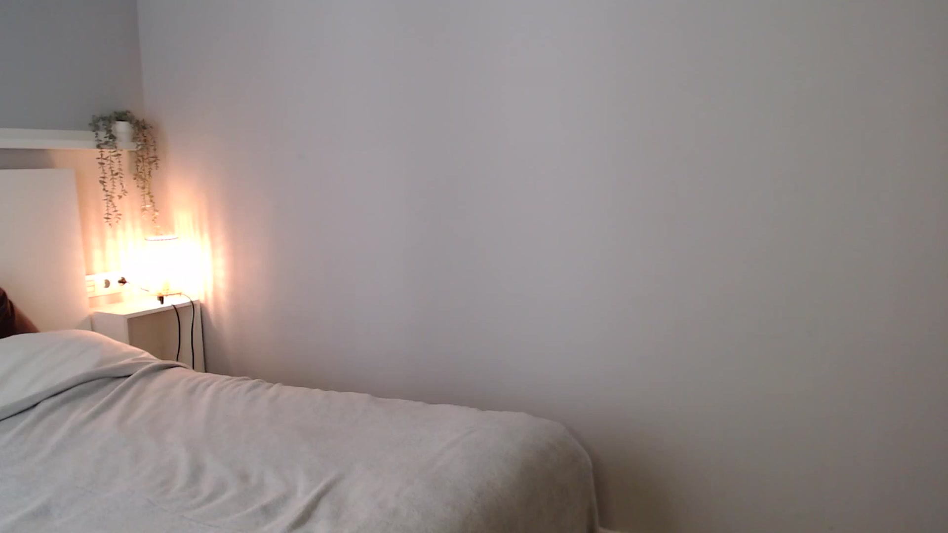 Gallery image thumbnail from SaminaV's myfreecams stream on, 04/19/2024, 11:29 image 11 of 20
