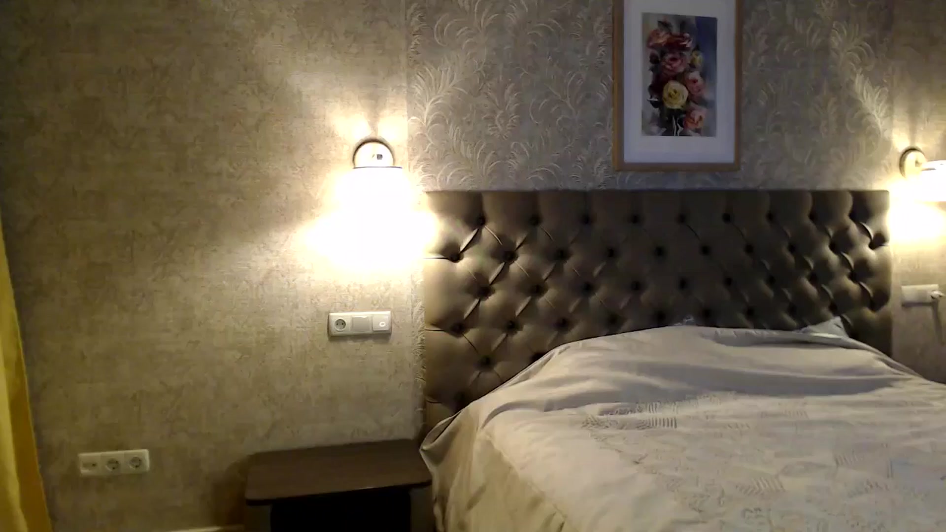 Gallery image thumbnail from SaminaV's myfreecams stream on, 05/15/2024, 18:35 image 15 of 20