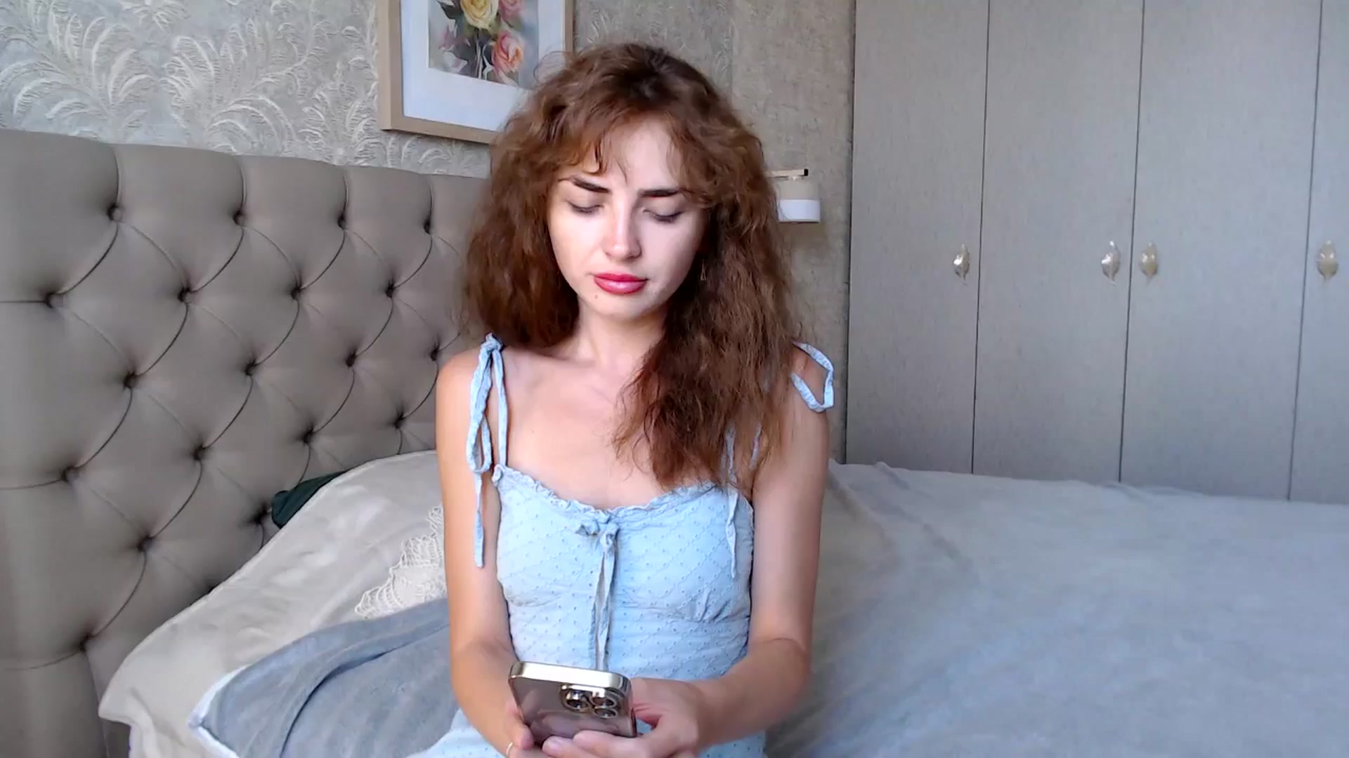 Gallery image thumbnail from SaminaV's myfreecams stream on, 06/30/2024, 09:34 image 9 of 20