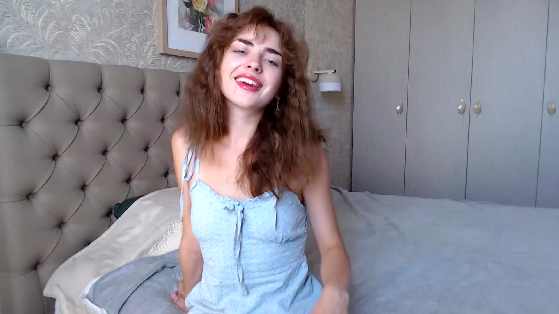 Gallery image thumbnail from SaminaV's myfreecams stream on, 06/30/2024, 09:34 image 4 of 20