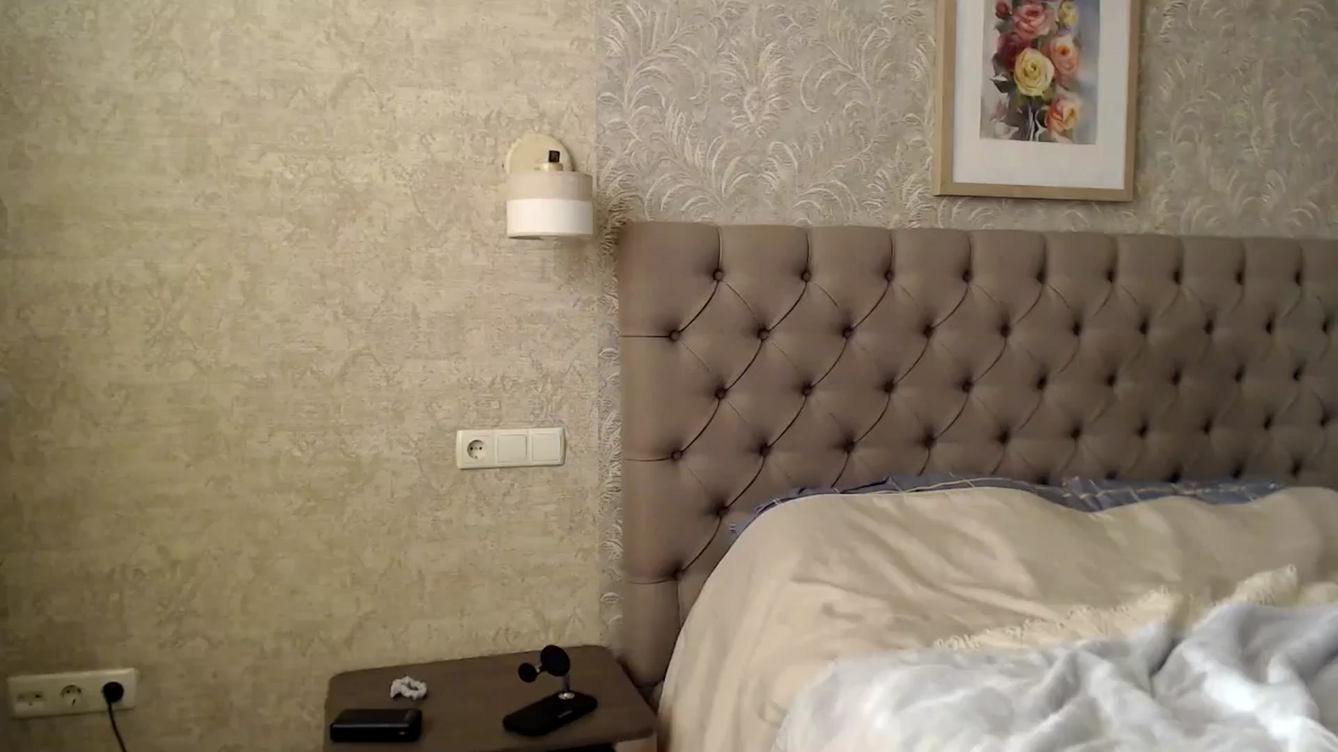 Gallery image thumbnail from SaminaV's myfreecams stream on, 08/27/2024, 15:45 image 11 of 20