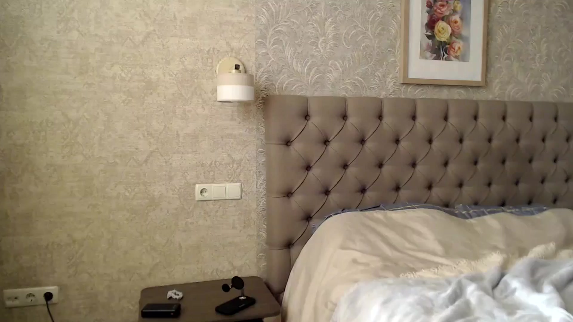 Gallery image thumbnail from SaminaV's myfreecams stream on, 08/27/2024, 15:45 image 6 of 20