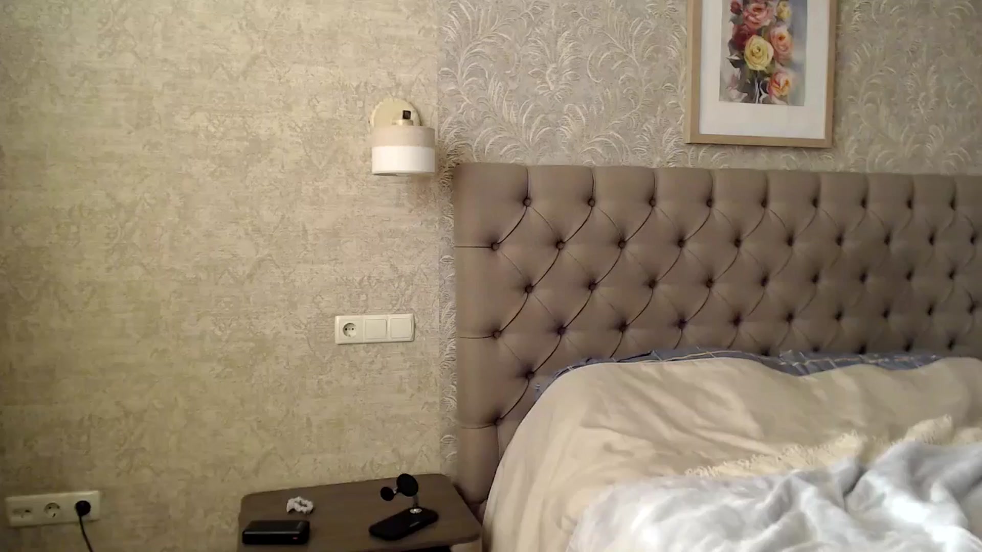 Gallery image thumbnail from SaminaV's myfreecams stream on, 08/27/2024, 15:45 image 10 of 20