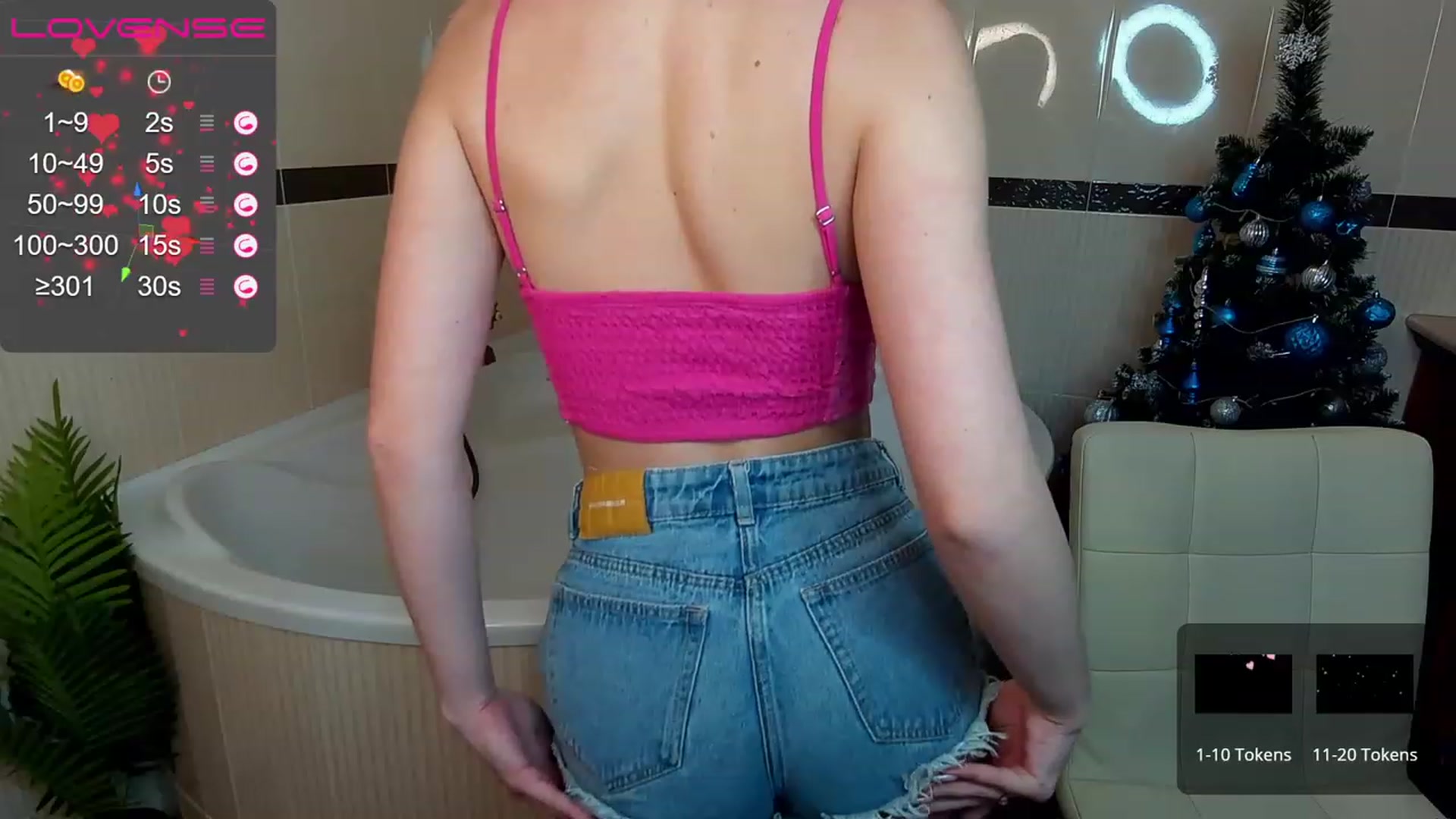 Gallery image thumbnail from SaminaWine's myfreecams stream on, 12/26/2022, 12:44 image 14 of 20
