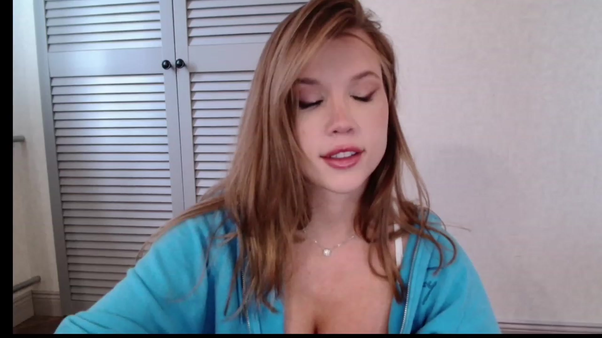 Gallery image thumbnail from SammiChi's myfreecams stream on, 05/22/2023, 04:07 image 15 of 20