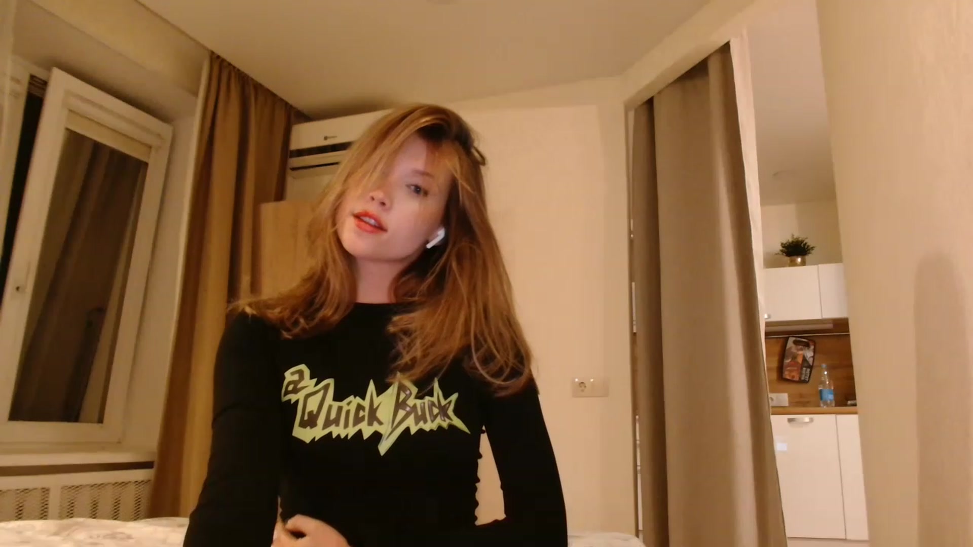 Gallery image thumbnail from SammiChi's myfreecams stream on, 05/25/2023, 23:42 image 19 of 20