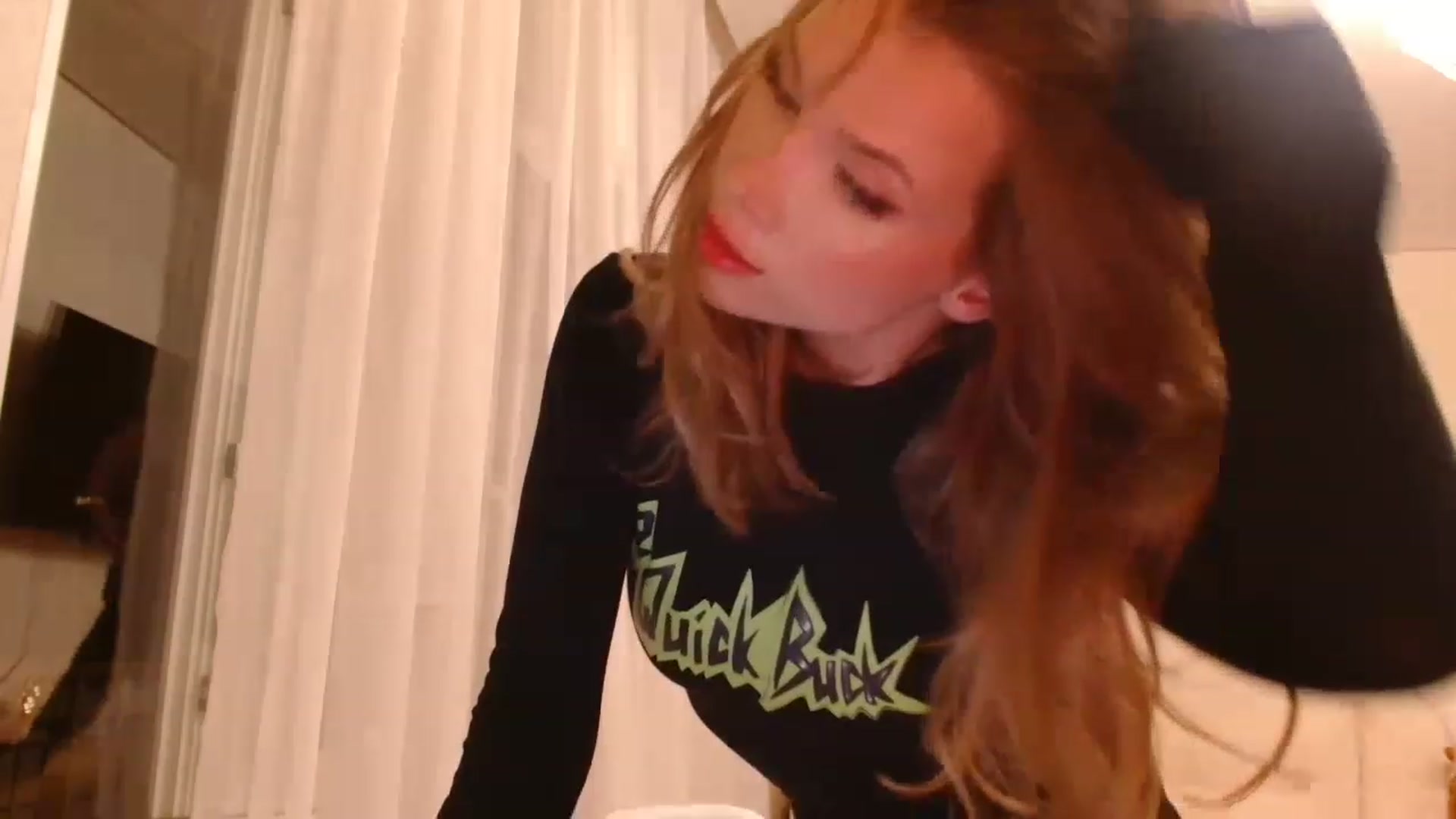 Gallery image thumbnail from SammiChi's myfreecams stream on, 05/25/2023, 23:42 image 5 of 20