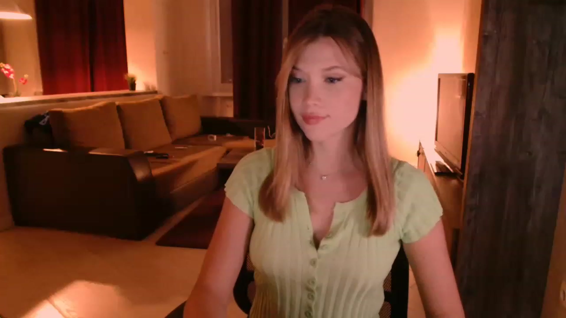 Gallery image thumbnail from SammiChi's myfreecams stream on, 06/03/2023, 01:08 image 9 of 20