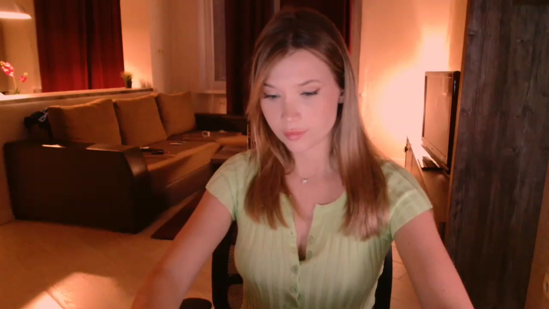 Gallery image thumbnail from SammiChi's myfreecams stream on, 06/03/2023, 01:08 image 13 of 20