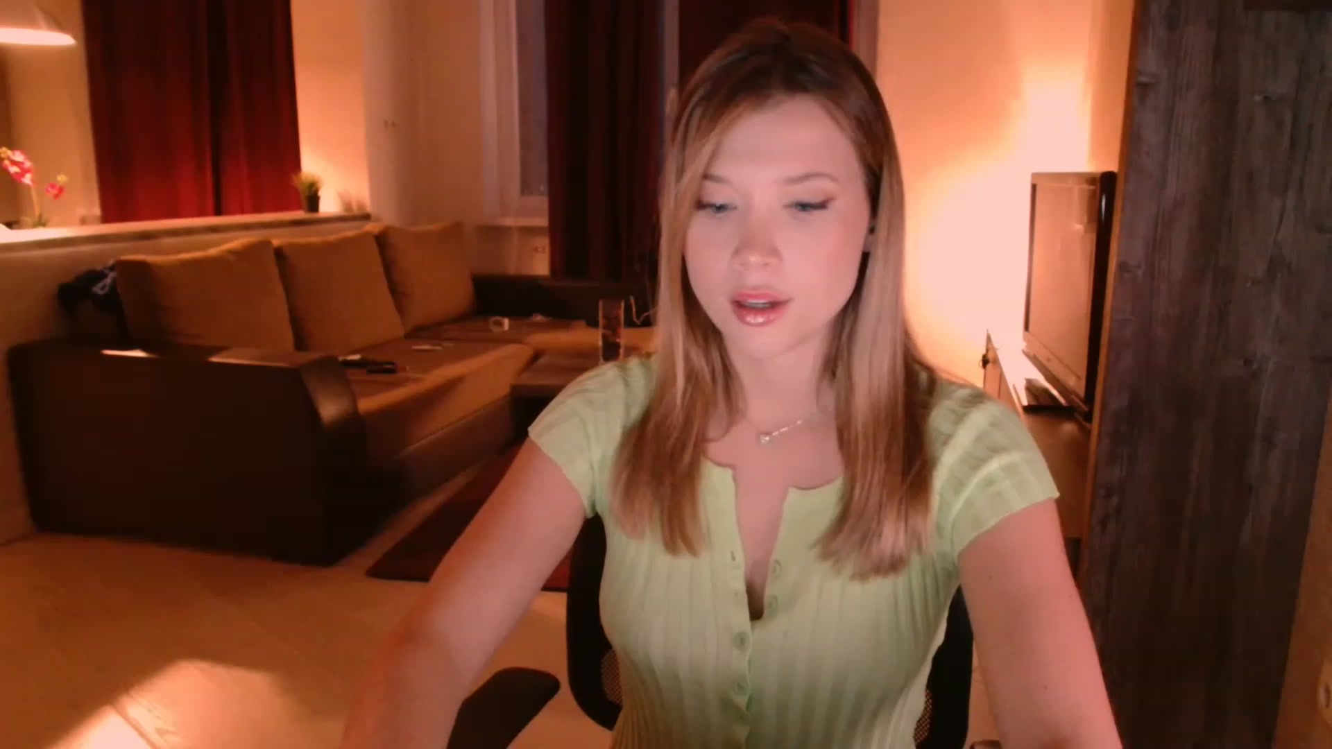 Gallery image thumbnail from SammiChi's myfreecams stream on, 06/03/2023, 01:08 image 15 of 20