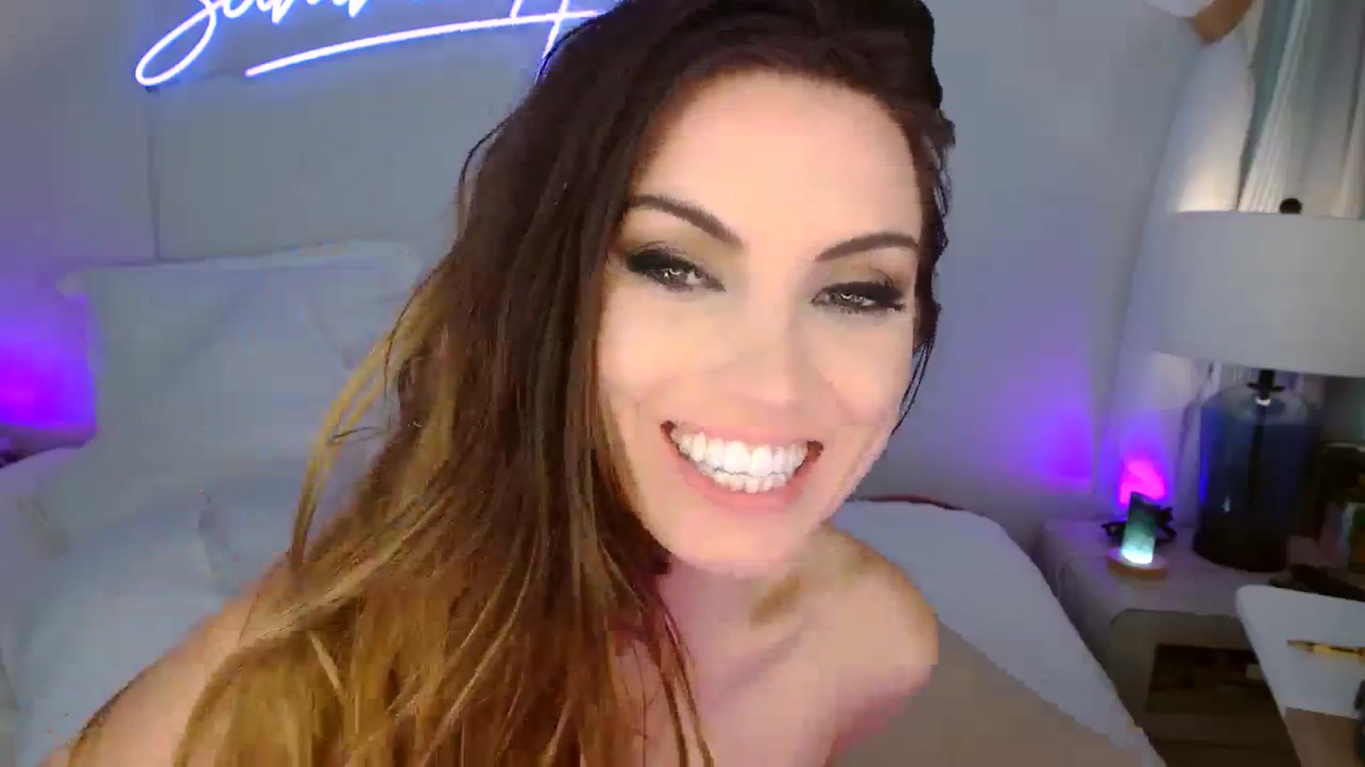 Gallery image thumbnail from SammieAdams's myfreecams stream on, 10/26/2023, 22:26 image 8 of 20
