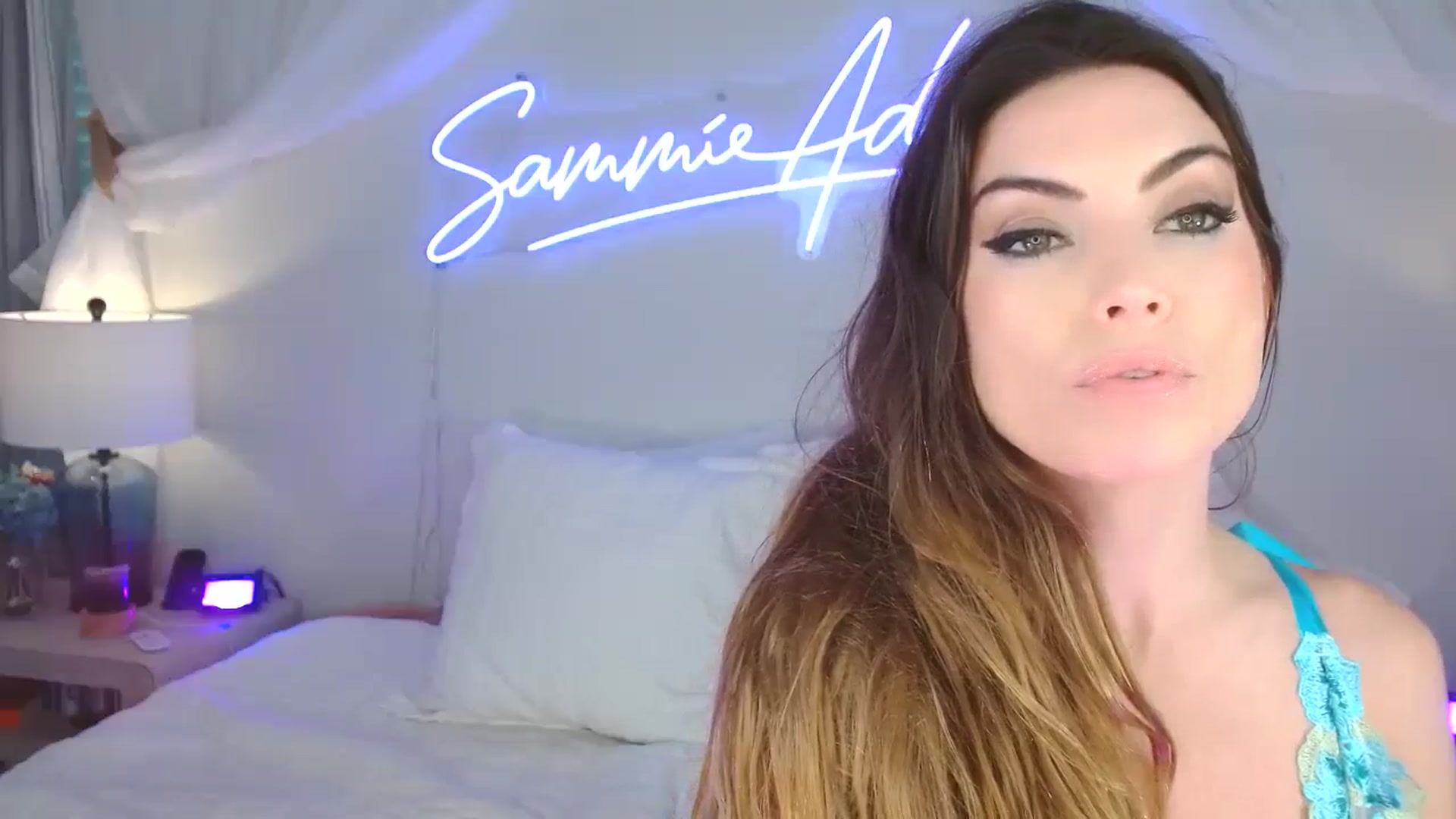 Gallery image thumbnail from SammieAdams's myfreecams stream on, 11/30/2023, 21:19 image 7 of 20