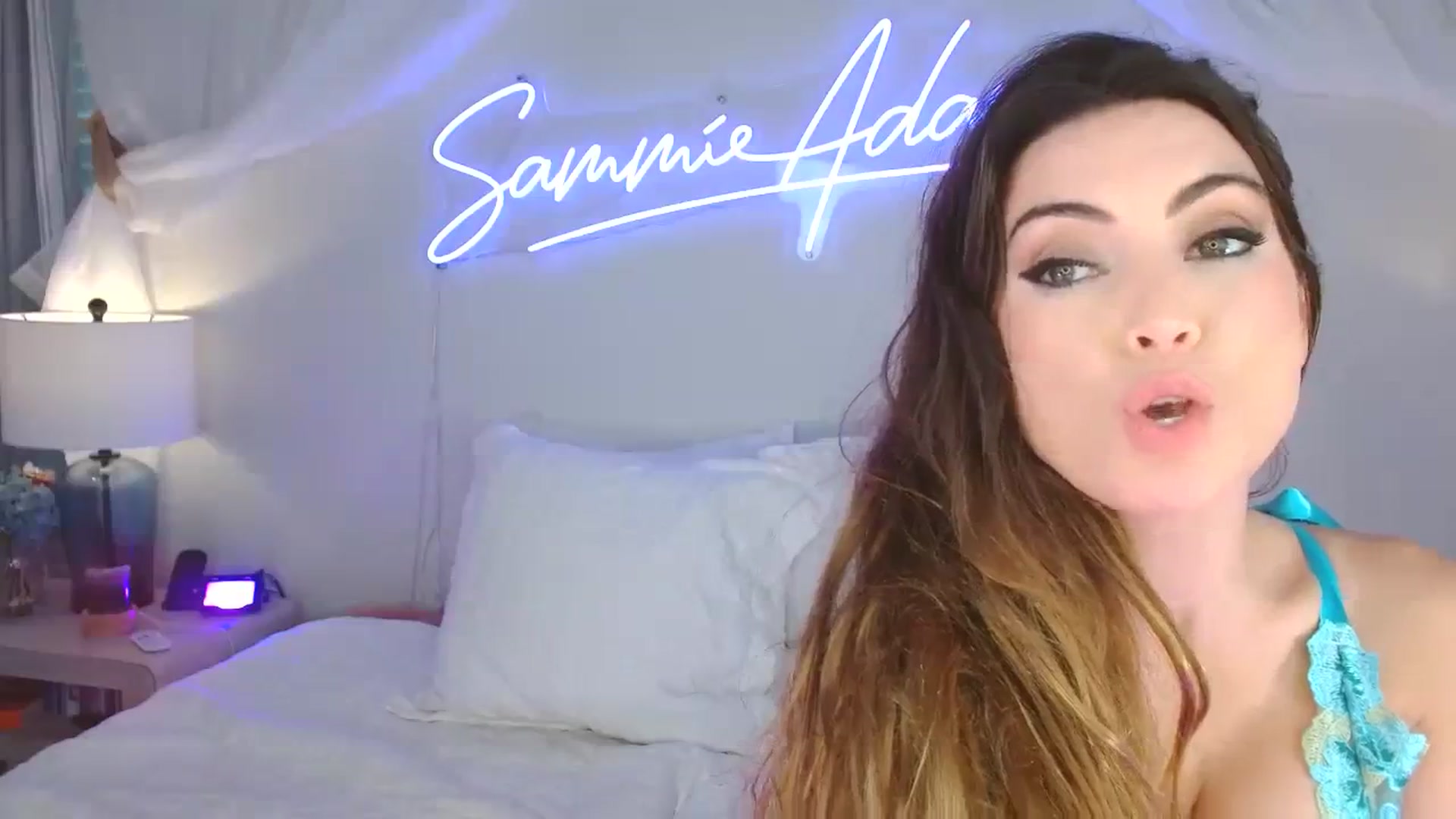 Gallery image thumbnail from SammieAdams's myfreecams stream on, 11/30/2023, 21:19 image 6 of 20