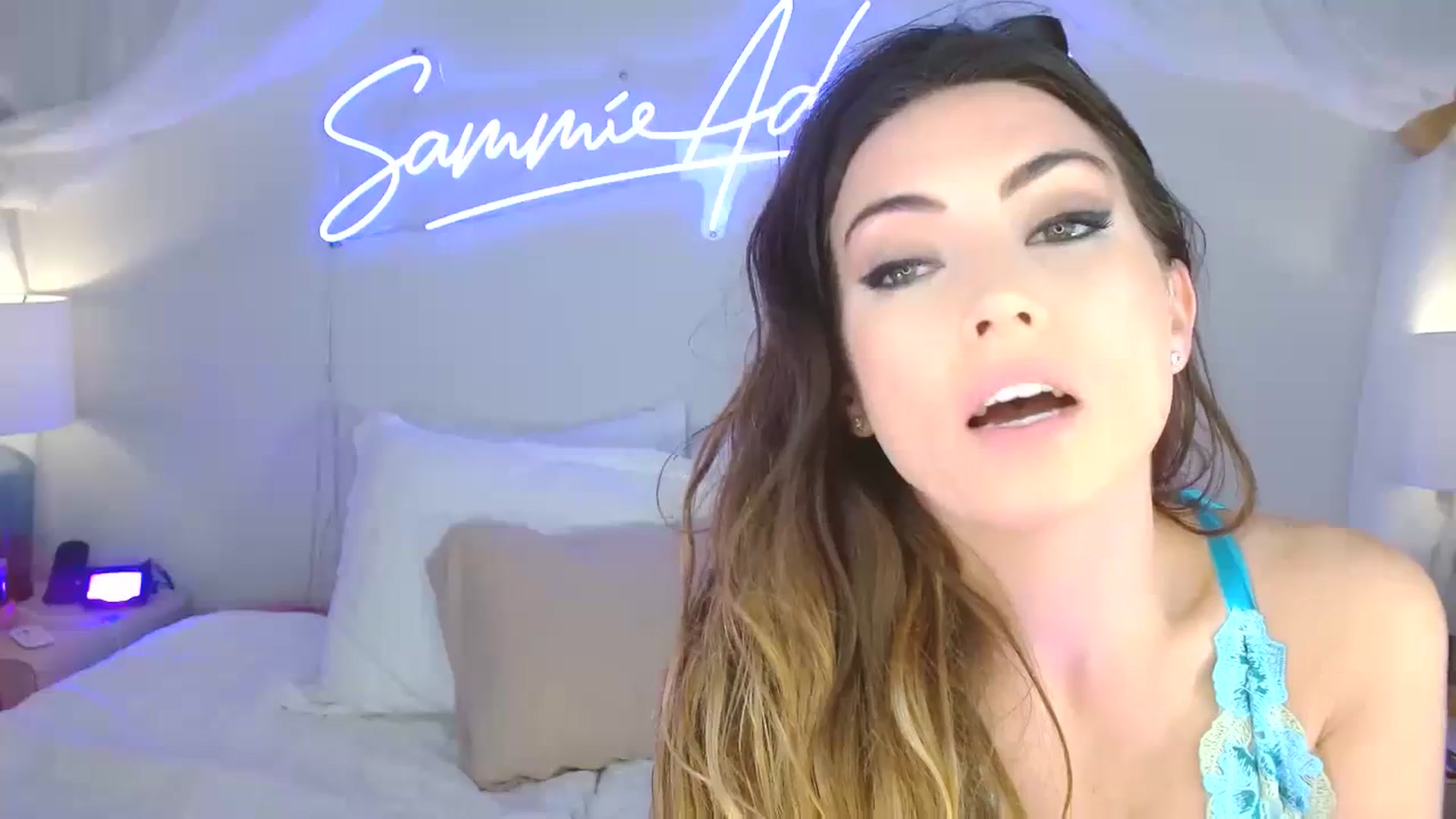 Gallery image thumbnail from SammieAdams's myfreecams stream on, 11/30/2023, 23:41 image 2 of 20